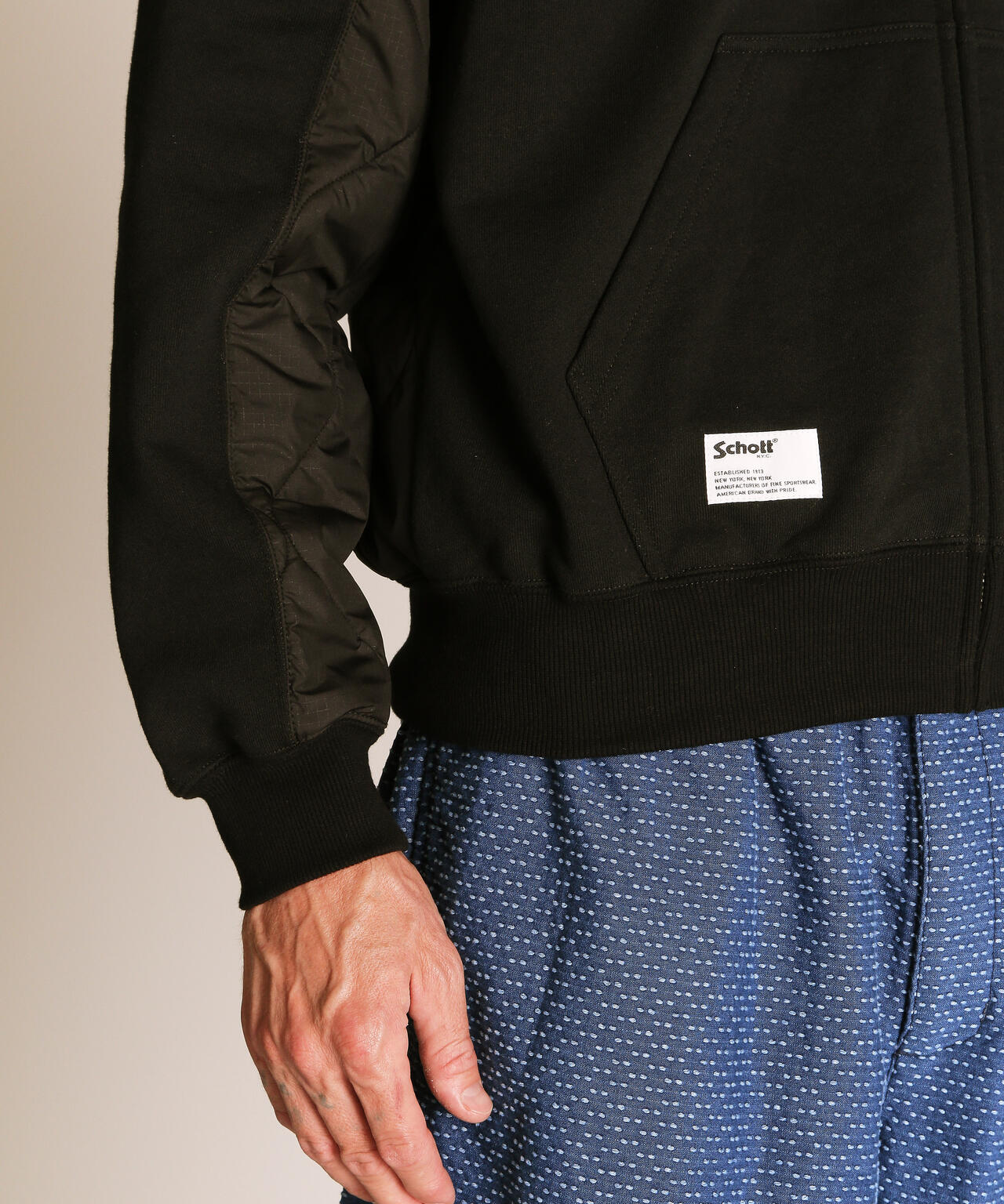 QUILTED COMBI. ZIP HOODED/キルティング コンビ ジップパーカー