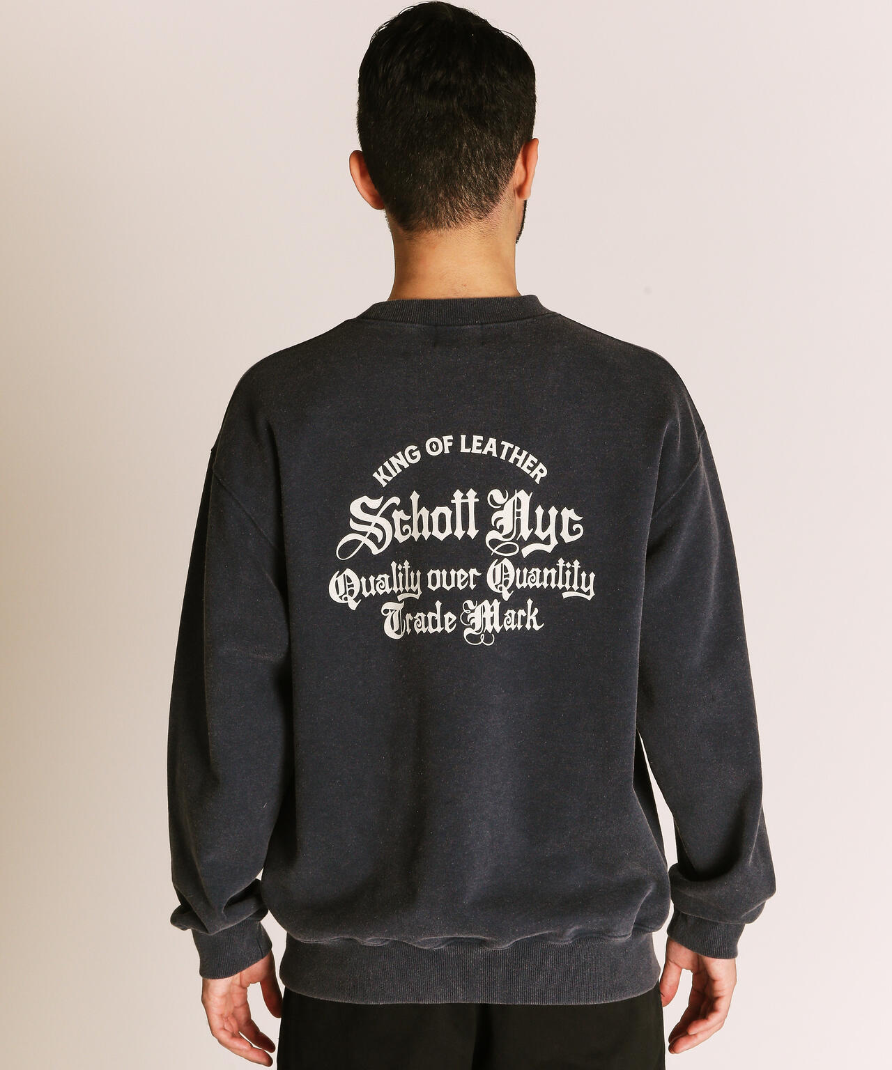 QUALITY OVER QUANTITY CREW SWEAT/クオリティ オーバー クアン