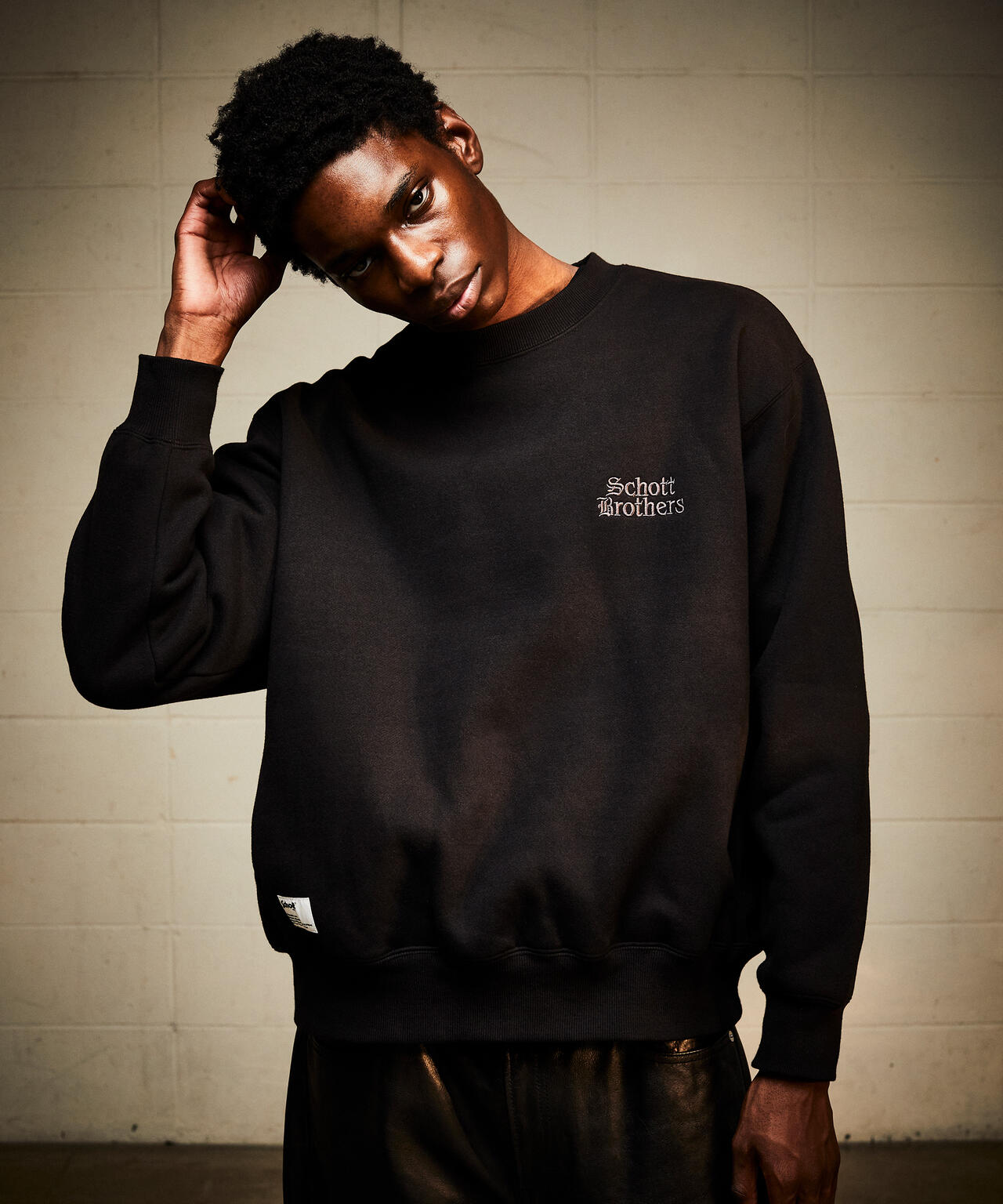 SCHOTT BROS. ブラック クルーネックスウェット B.S. CREW SWEAT/ブラックシープ クルーネック スウェット | Schott