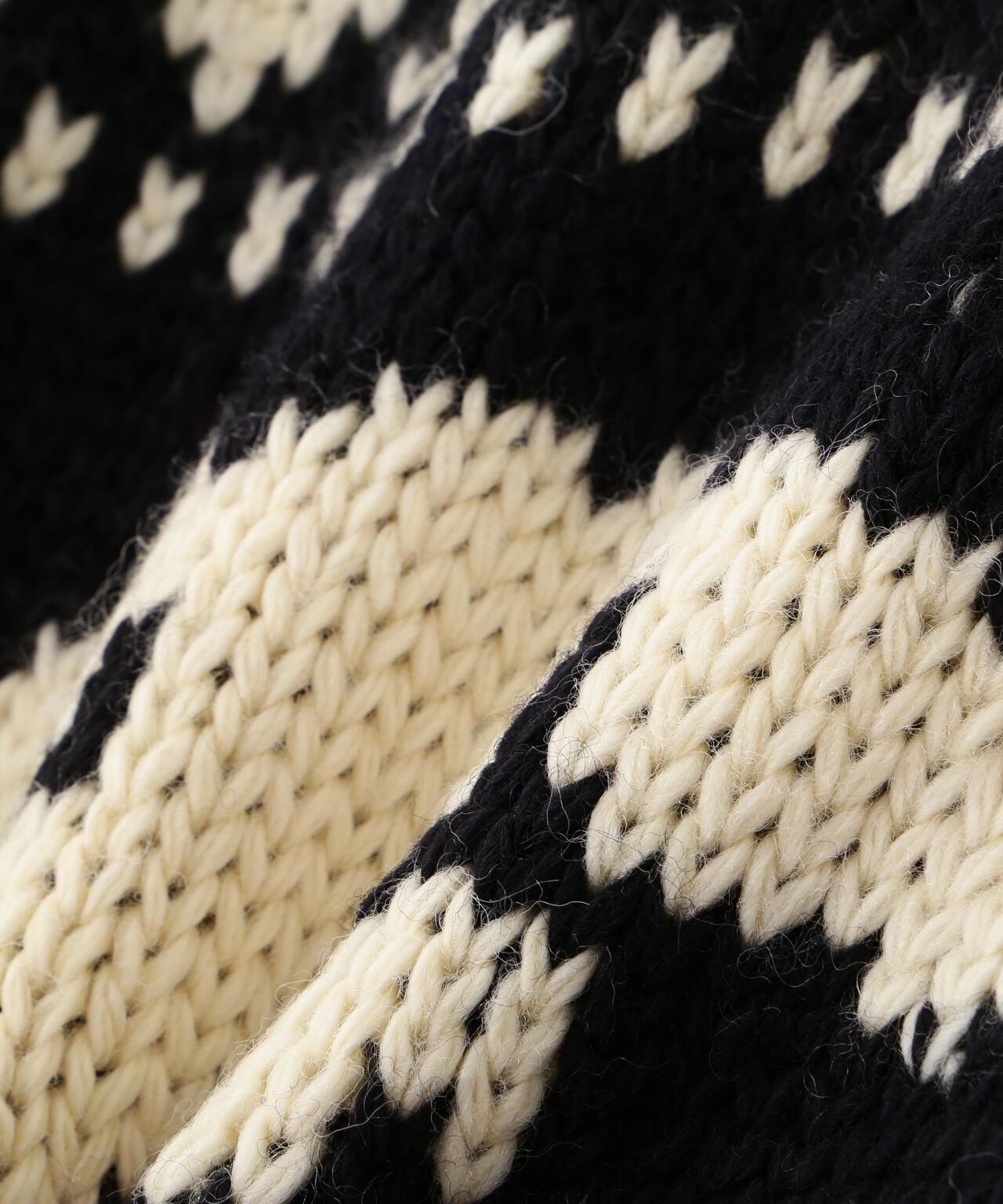 cootie カウチンニットセーター Cowichan Knit Jacket COOTIE 】Cowichan Knit Jacket スタイルコーディネート | Fixer News