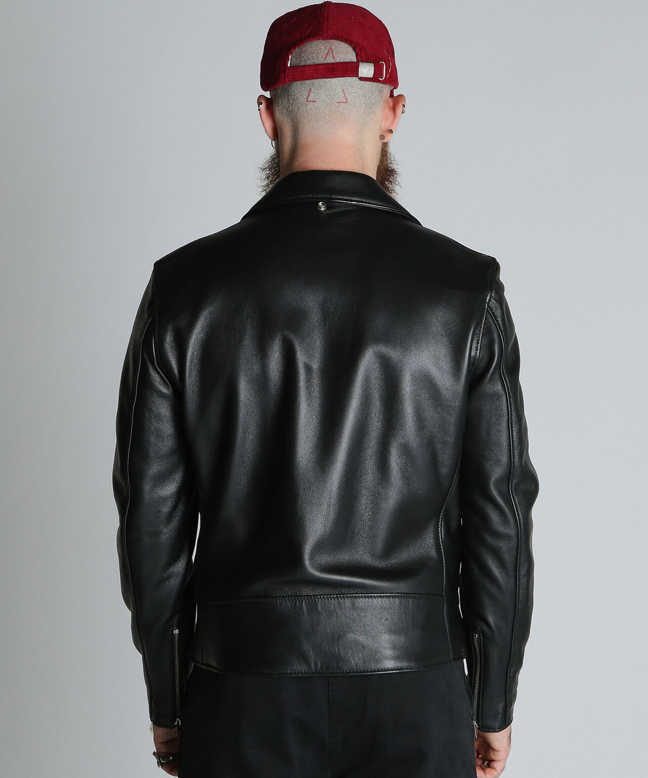 e34d09fd-3156-59b3-a3d3-5bfc77ce3af0_Image