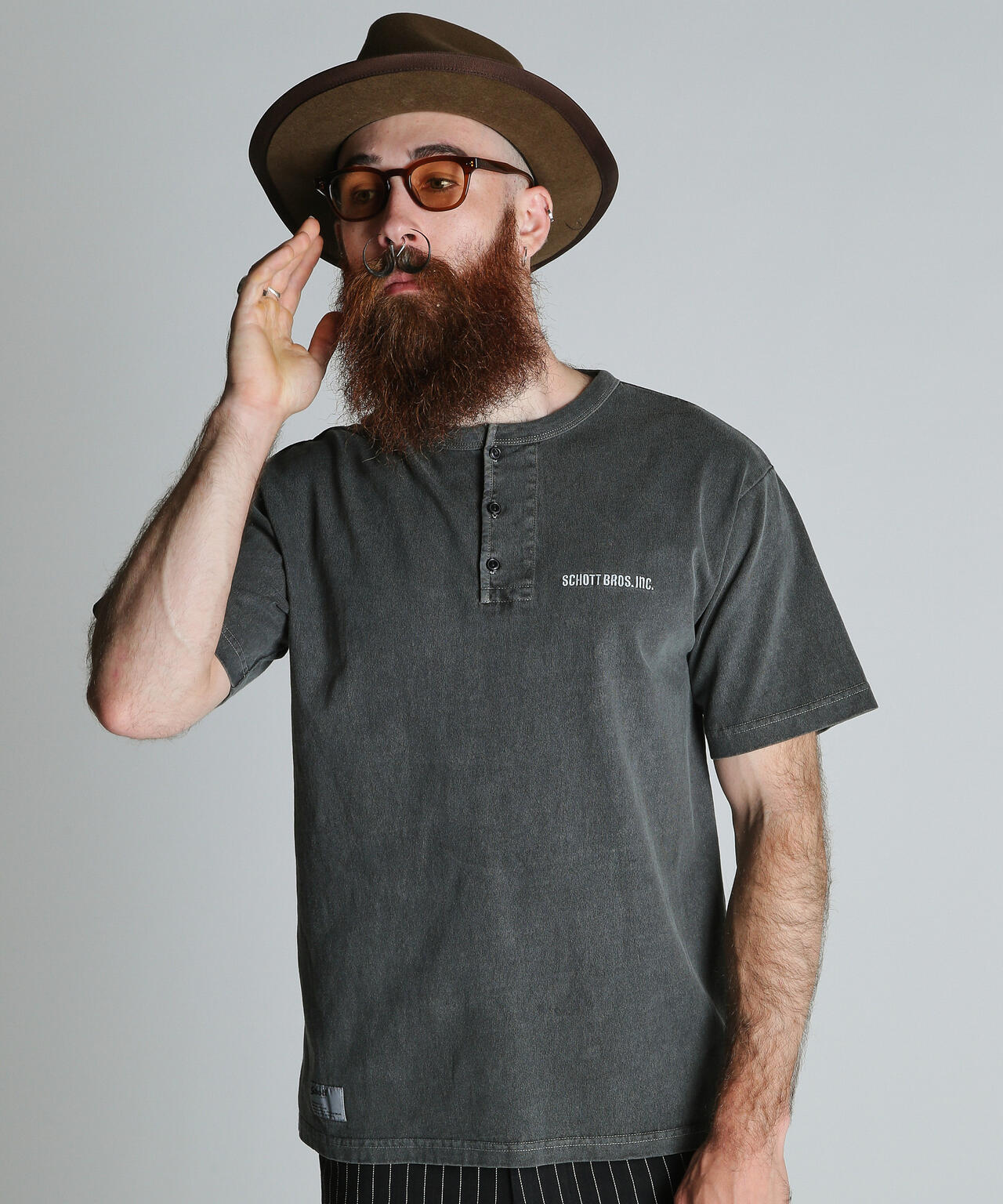 TIME TESTED OVER FOUR GENERATIONS EMB. HENLEY T-SHIRT/刺繍