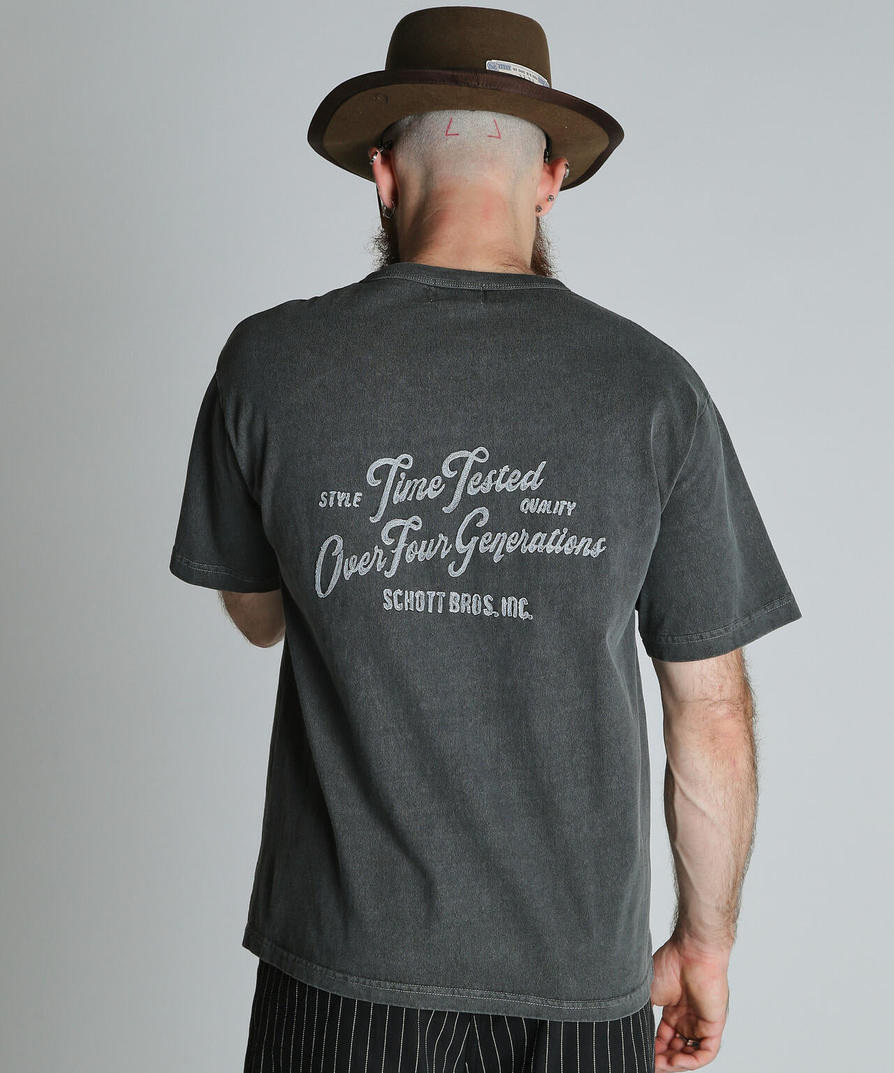 TIME TESTED OVER FOUR GENERATIONS EMB. HENLEY T-SHIRT/刺繍