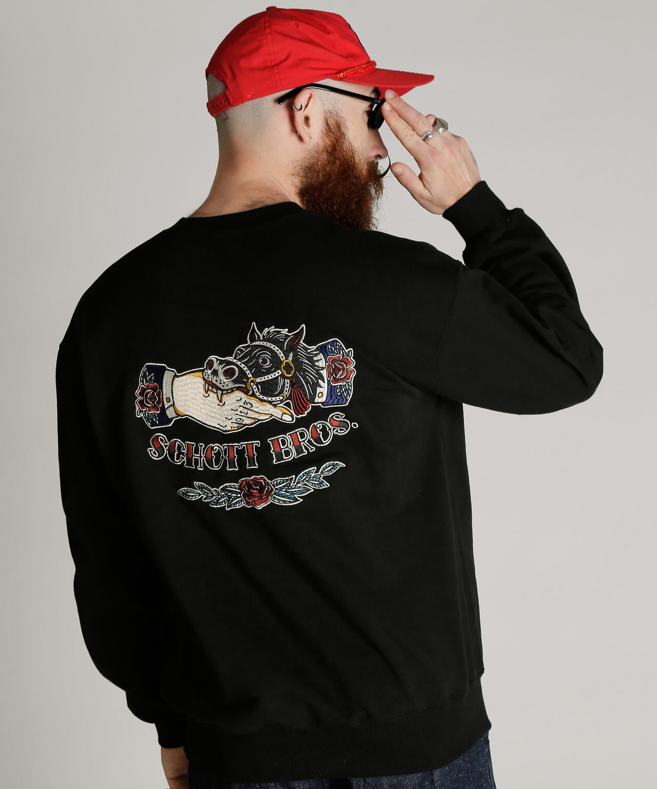 CREW SWEAT SHAKE HAND HORSE/クルースウェット シェイクハンドホース CREW SWEAT SHAKE HAND HORSE/クルースウェット シェイクハンドホース