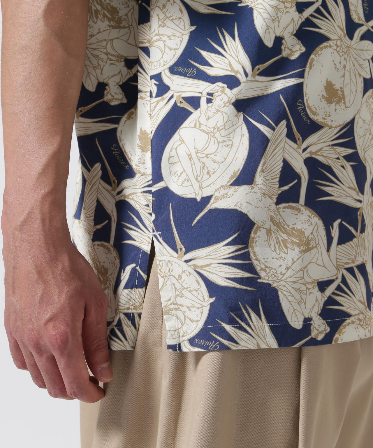 4b9db303-77d5-5c17-b92b-2d3ed5dee3ae_Image