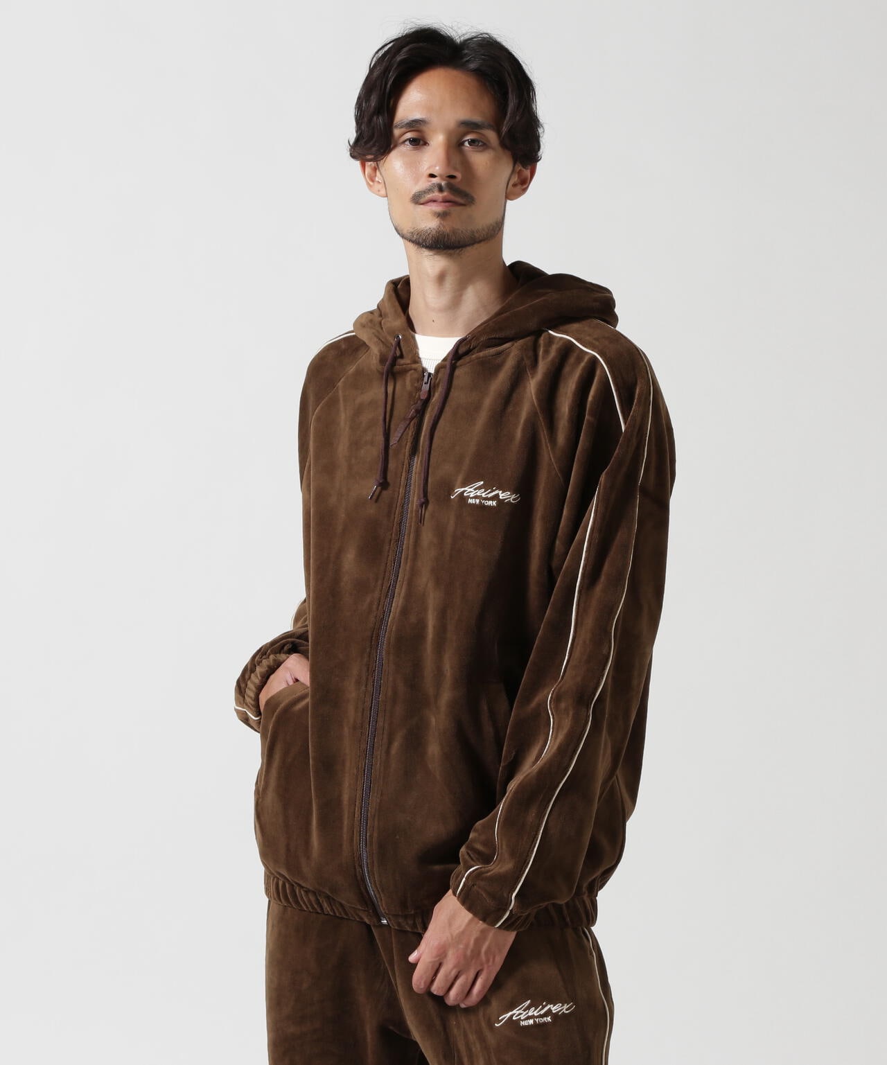 ⭐️ベロア素材⭐️ AVIREX モッズコード　裏地ボア　カーキ　Lサイズ　希少 中古・古着通販】AVIREX (アヴィレックス) モッズコート カーキ