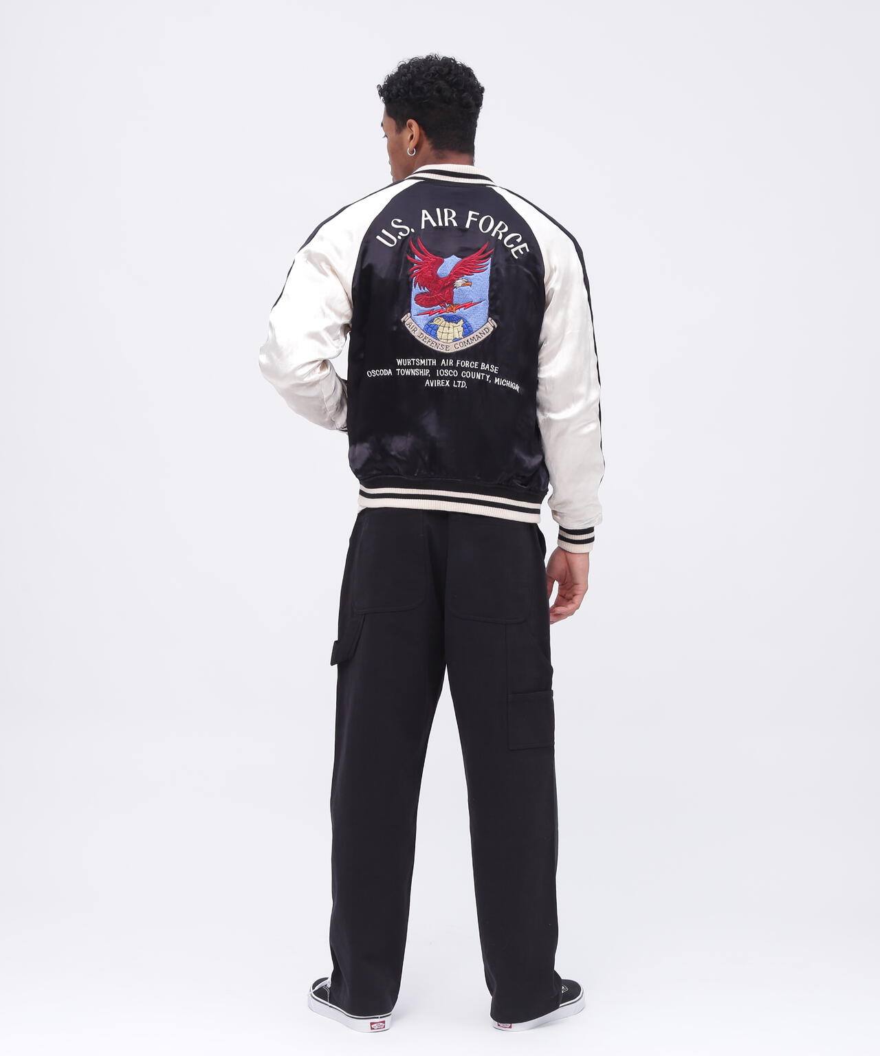 2c42bc0a-1296-56d7-b992-25dd9b50f737_Image