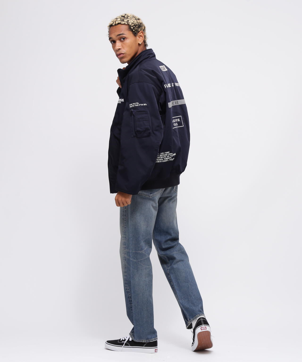 5a6f42a6-f4a6-56d3-8ea2-82eecfe03fe9_Image