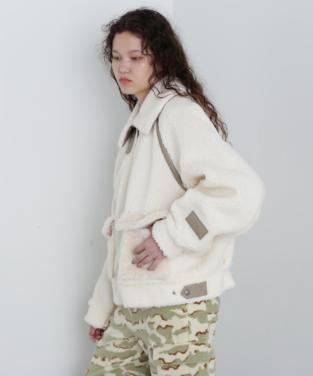 【新品未使用】bow.a ボウエー　シャギーコート 直営店限定》BOA×SHAGGY OUTER/ボア×シャギーアウター | AVIREX