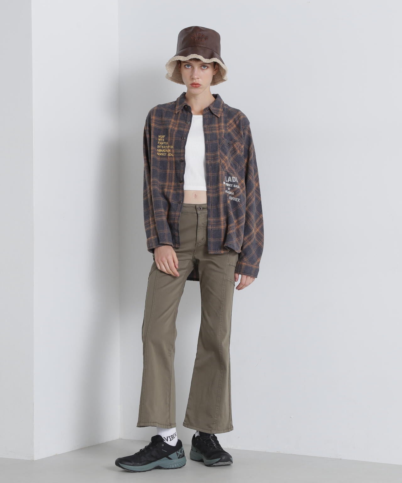 18d0ca7a-831f-5972-b6c8-0d035ed87f60_Image