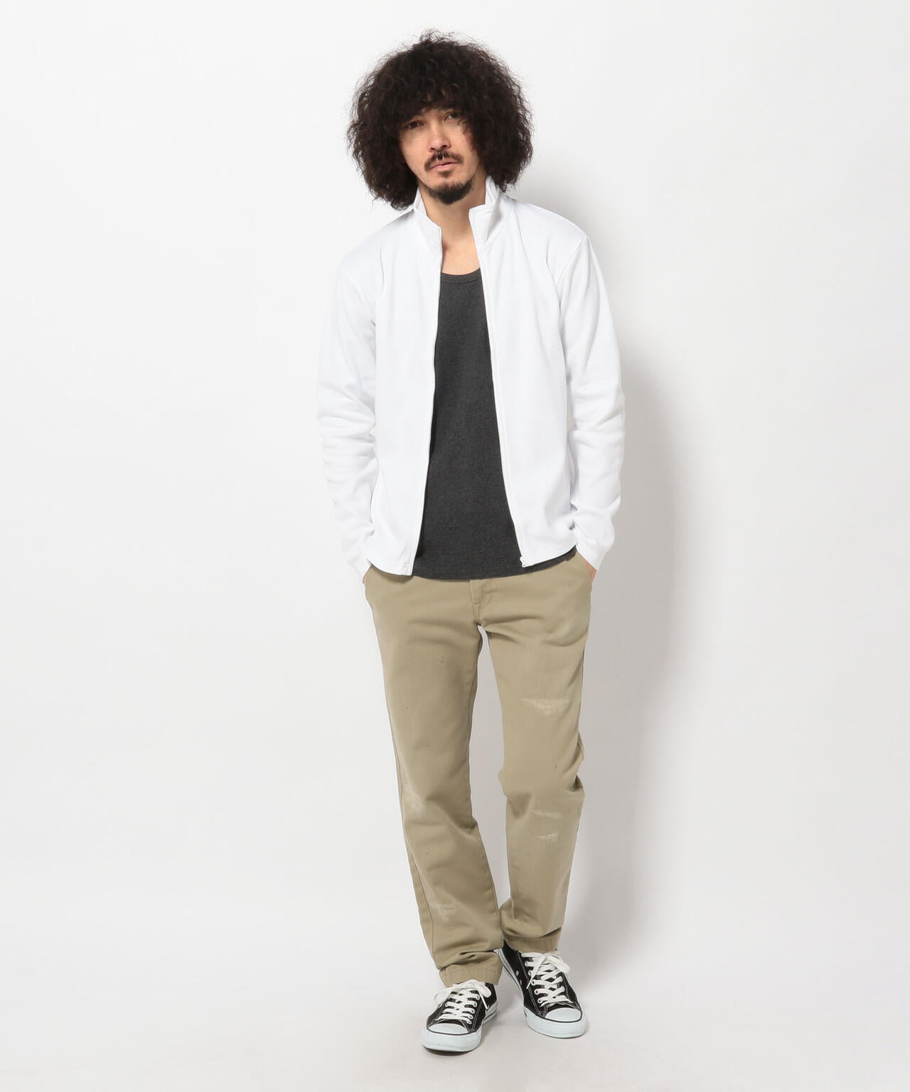 《DAILY/デイリー》HALF SLEEVE U-NECK T-SHIRT/デイリー 五分袖 Uネック Tシャツ/AVIREX