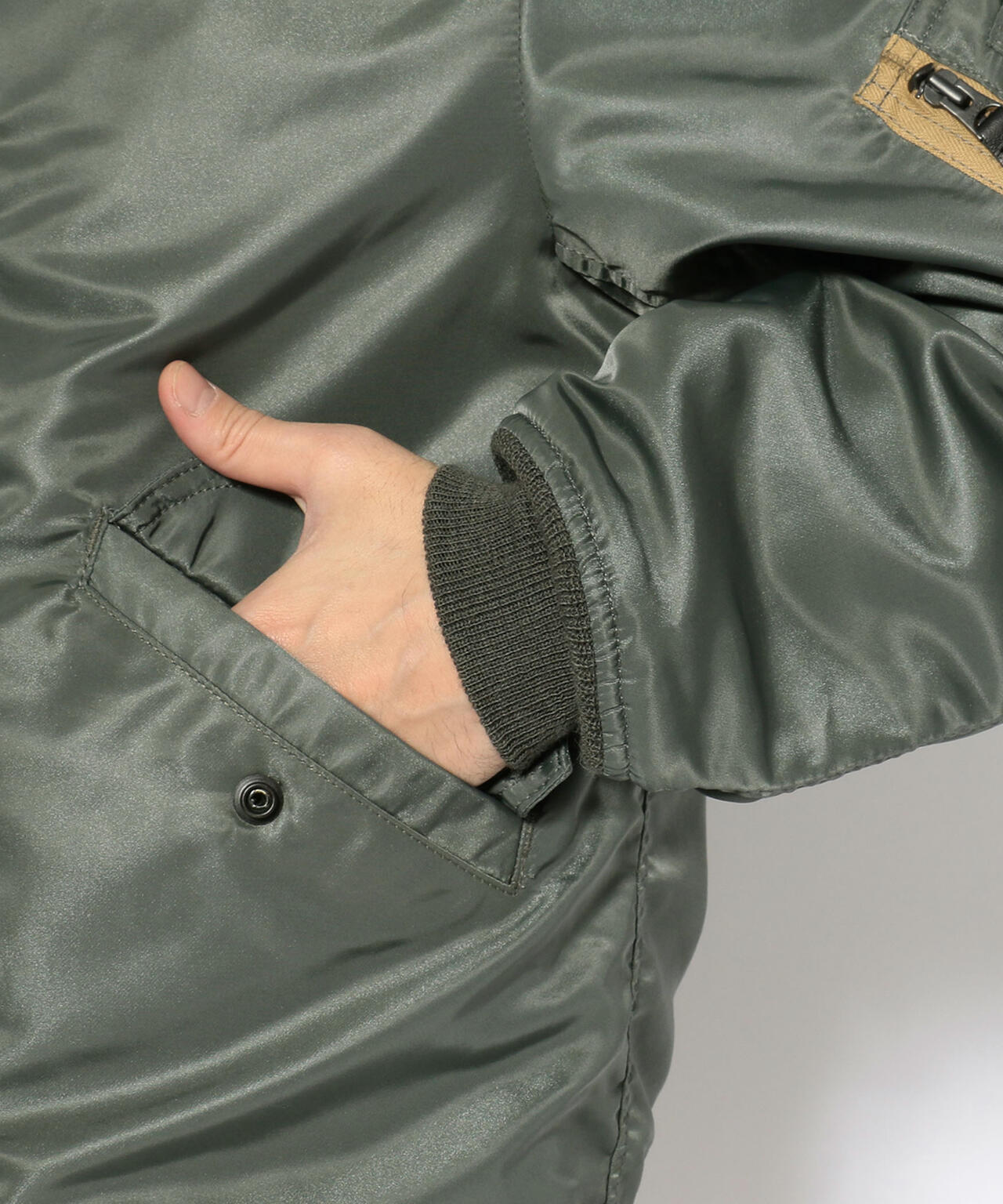 9c474d7c-0d2b-5f2d-b12e-ae27aee97edb_Image