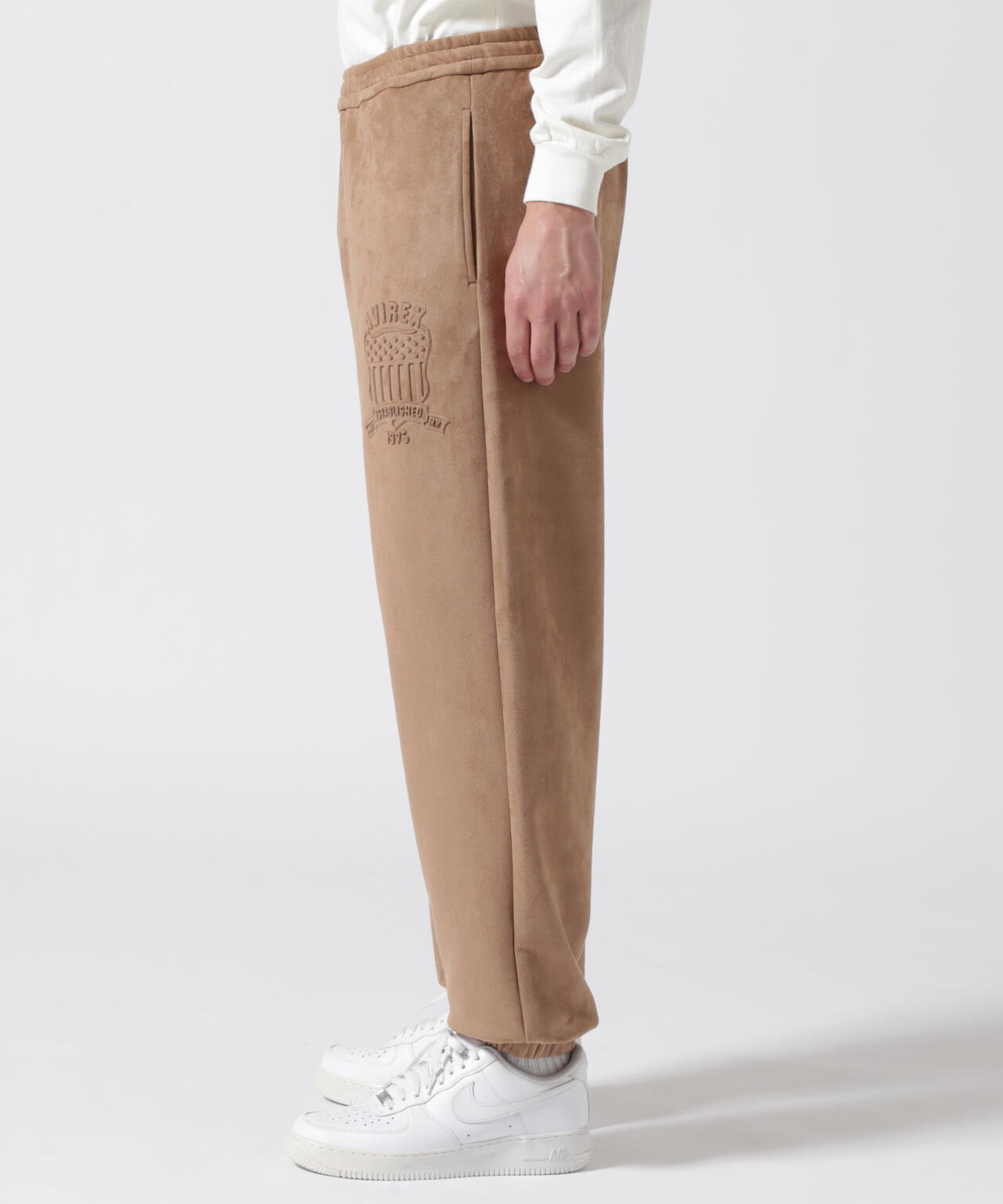 直営店限定》EMBOSS PANTS 