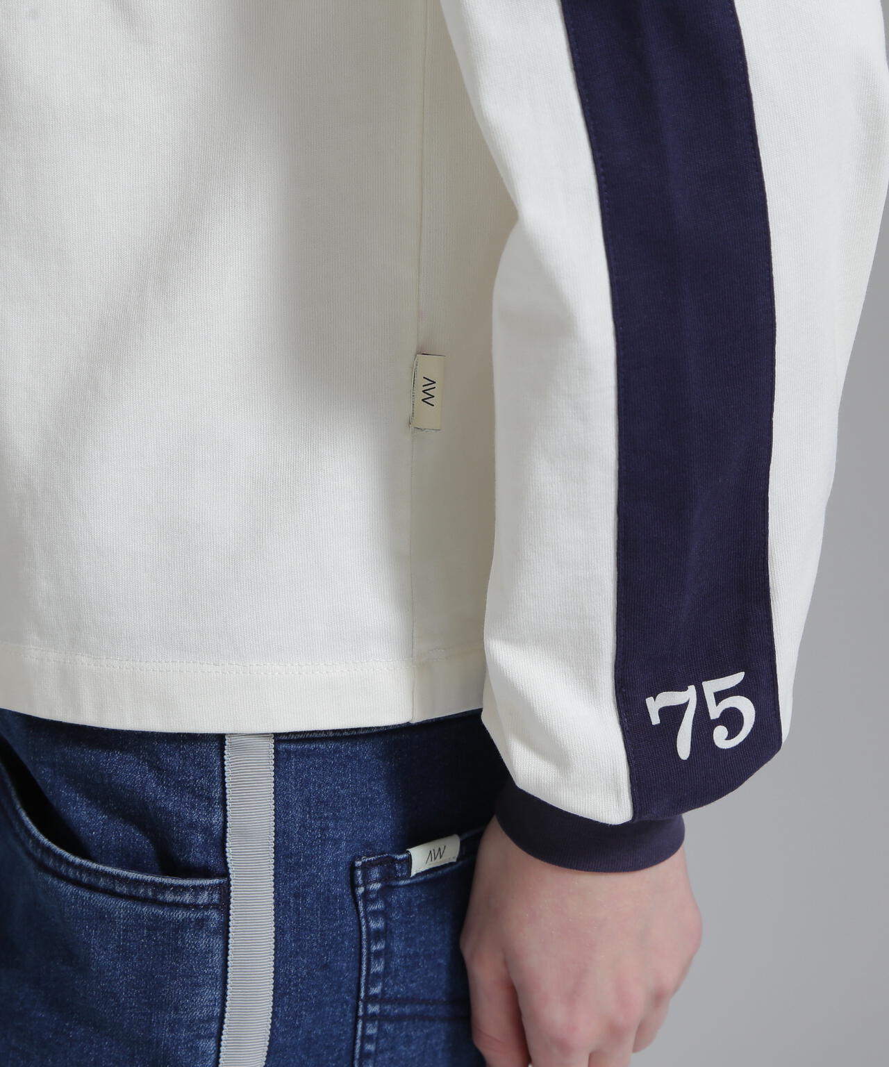 8a4450dd-26a4-554d-a569-590a6d9ab1e2_Image