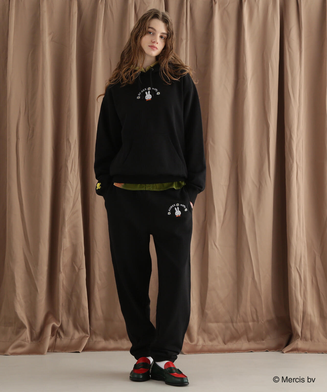 AVIREX×miffy》WEB限定 SWEAT PULLOVER PARKA/アヴィレックス