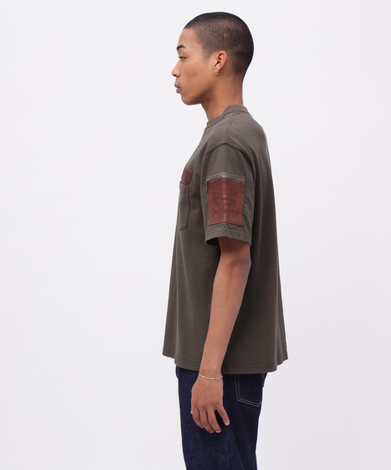 a2f36f85-eb60-53de-b7b2-b571e93420be_Image