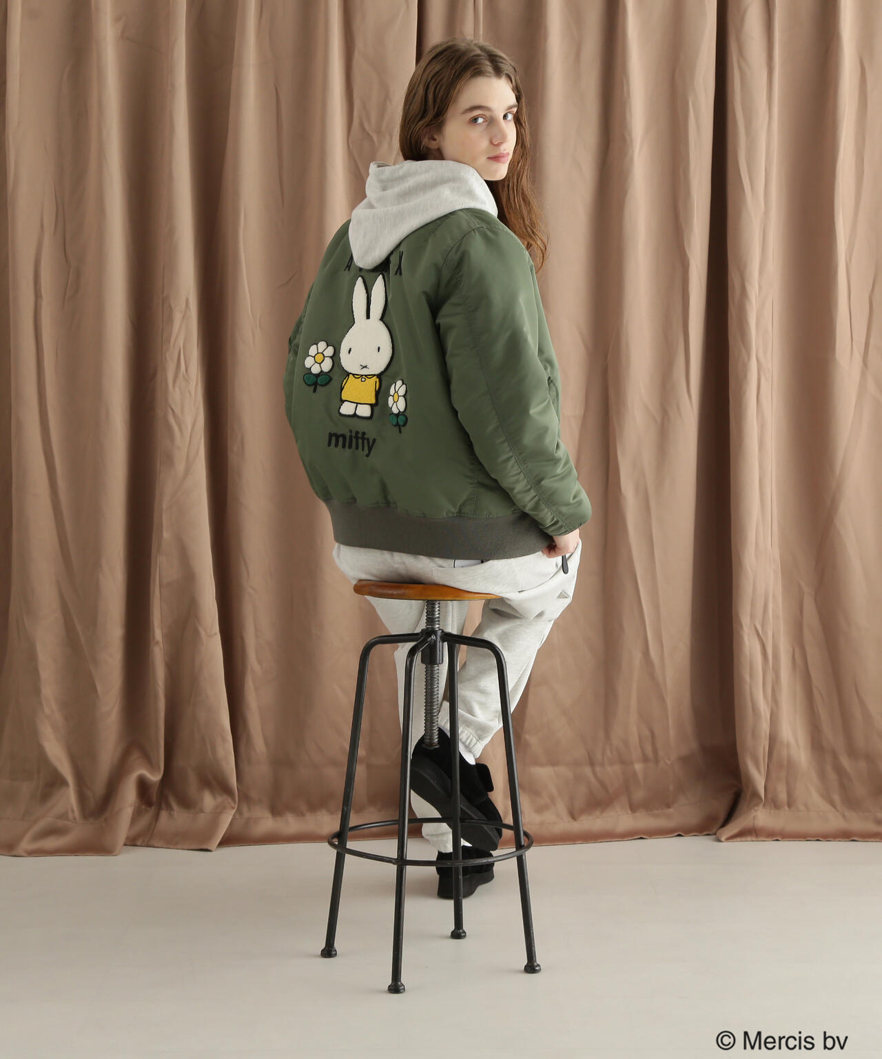 1dad1a9f-ffcb-5c99-98cb-e5b7756ae932_Image