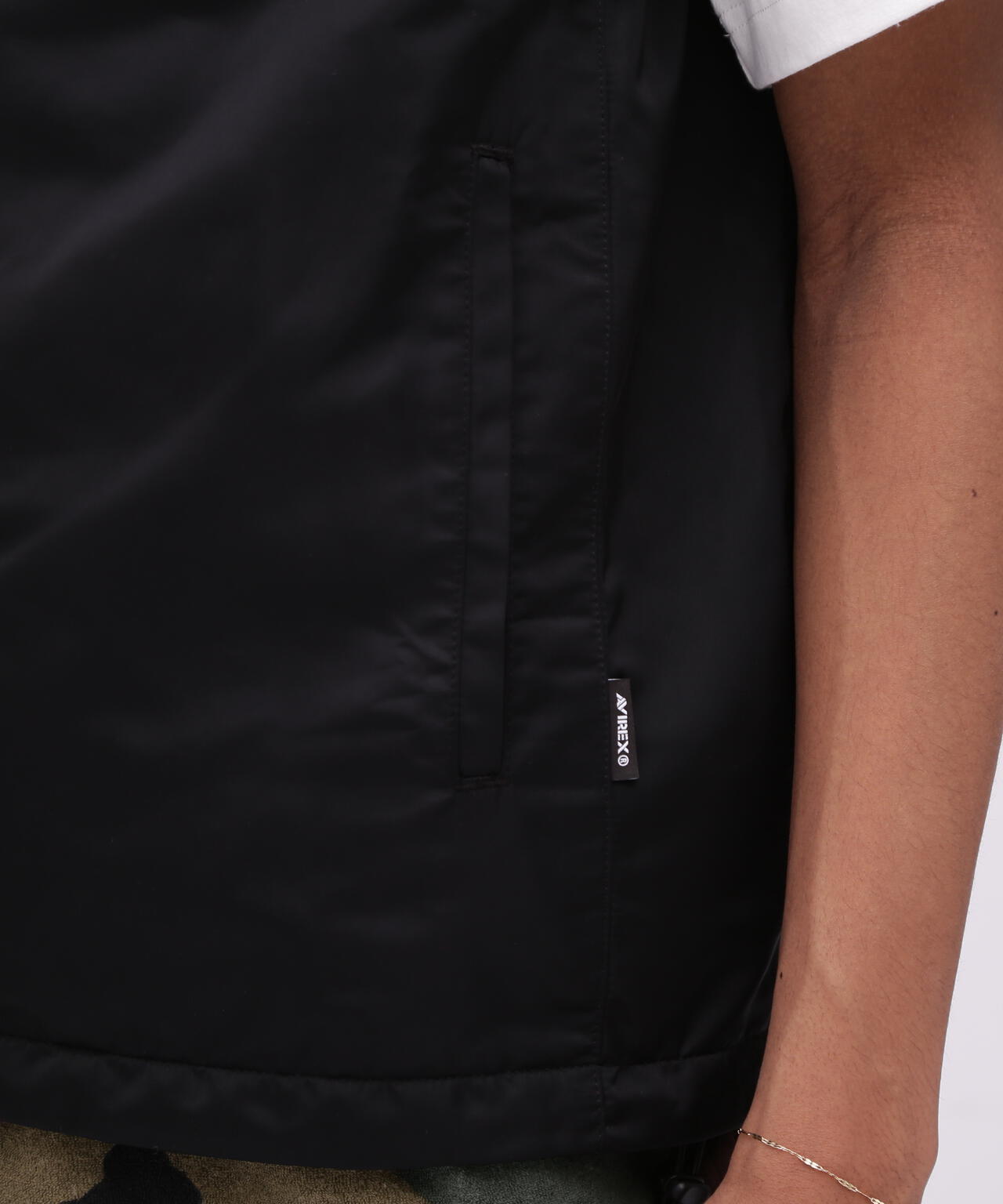 b0bb3cc9-2a80-516a-94a9-dda3e68fba3d_Image