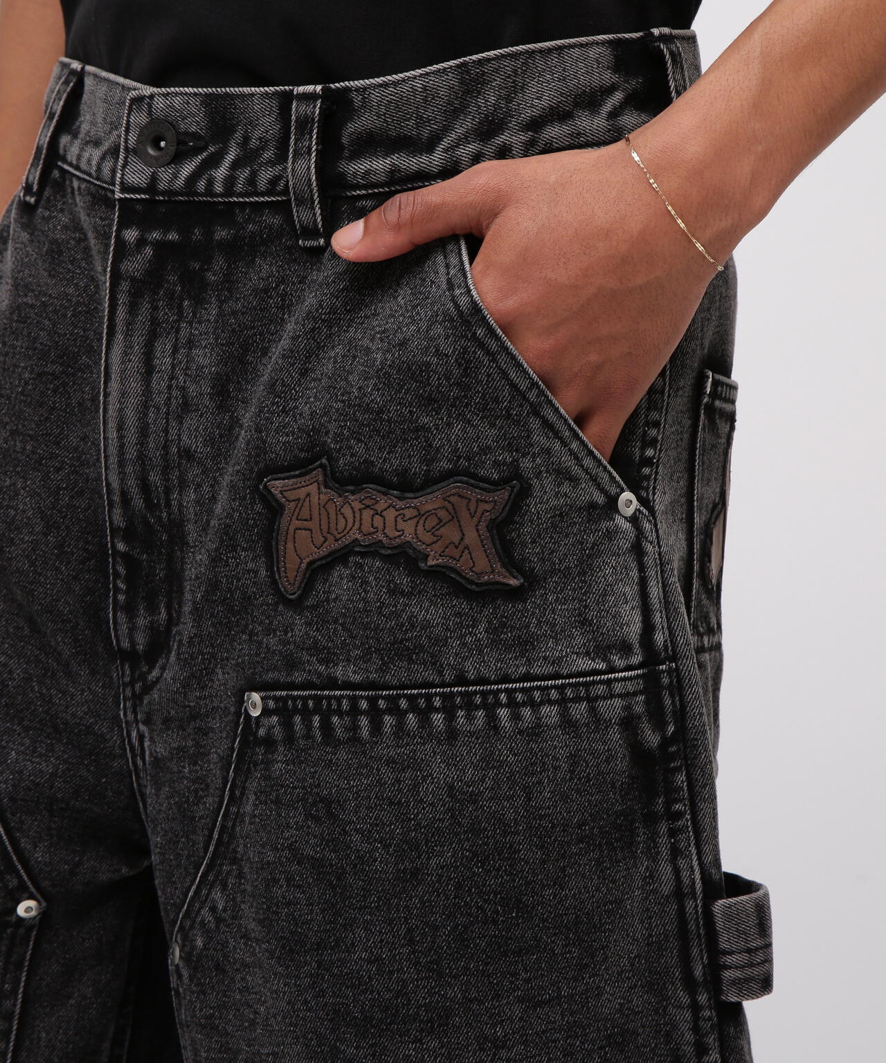LEATHER PATCH DENIM SHORTS | AVIREX（アヴィレックス） ｜【公式