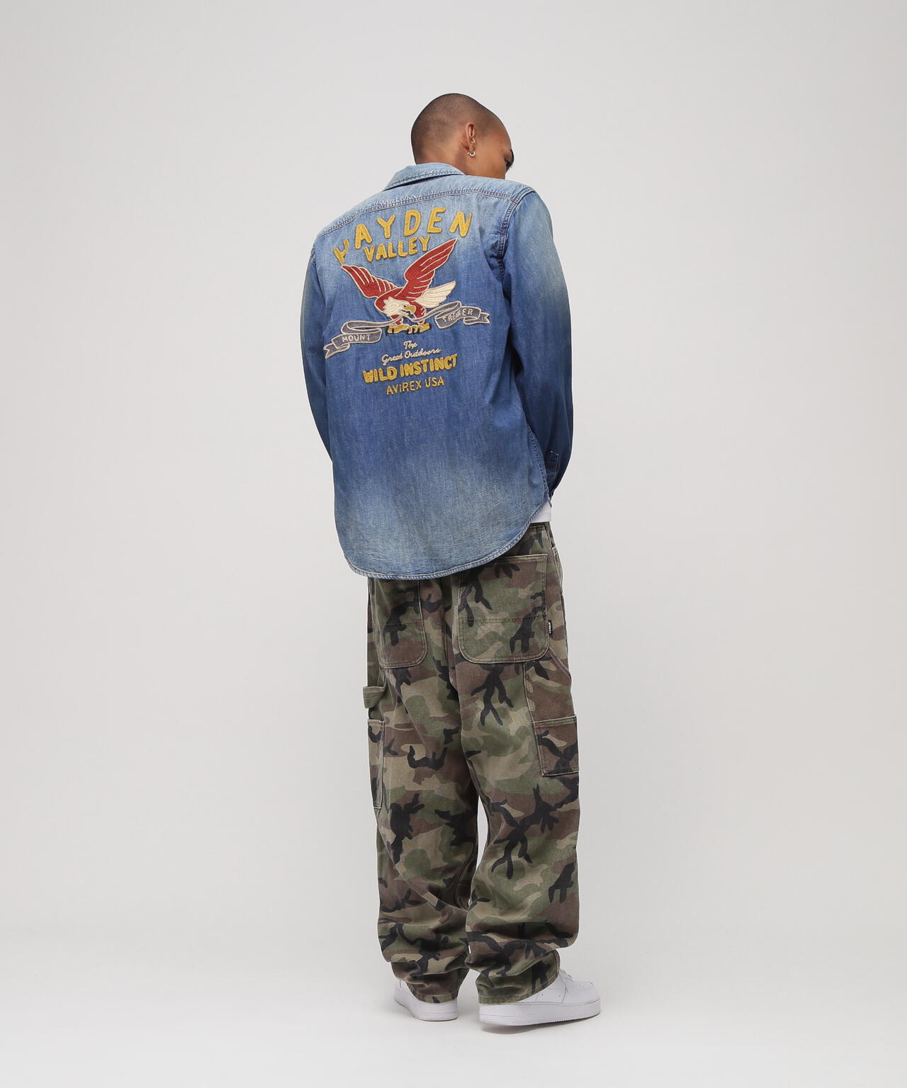 EMB DENIM SHIRT ”HAYDEN VALLEY”