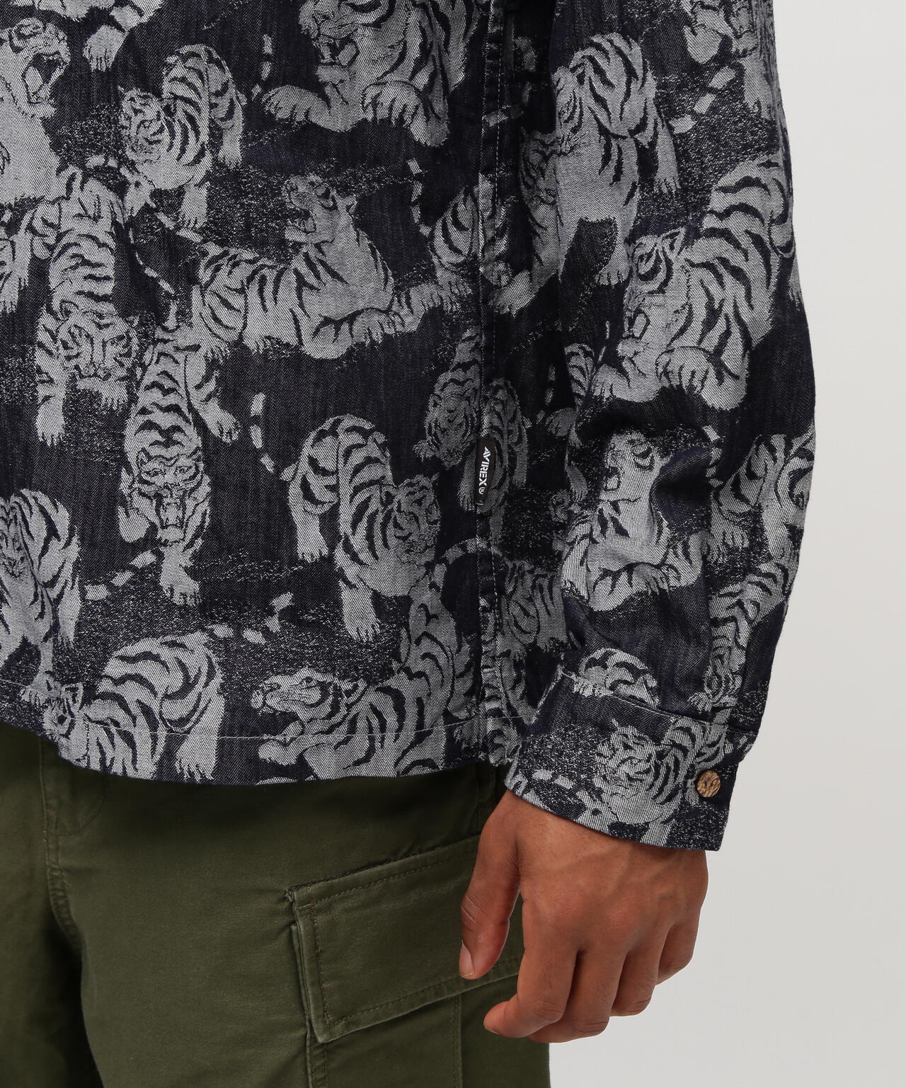 《SOUVENIR COLLECTION》SUKA SHIRTS ”100 TIGER”