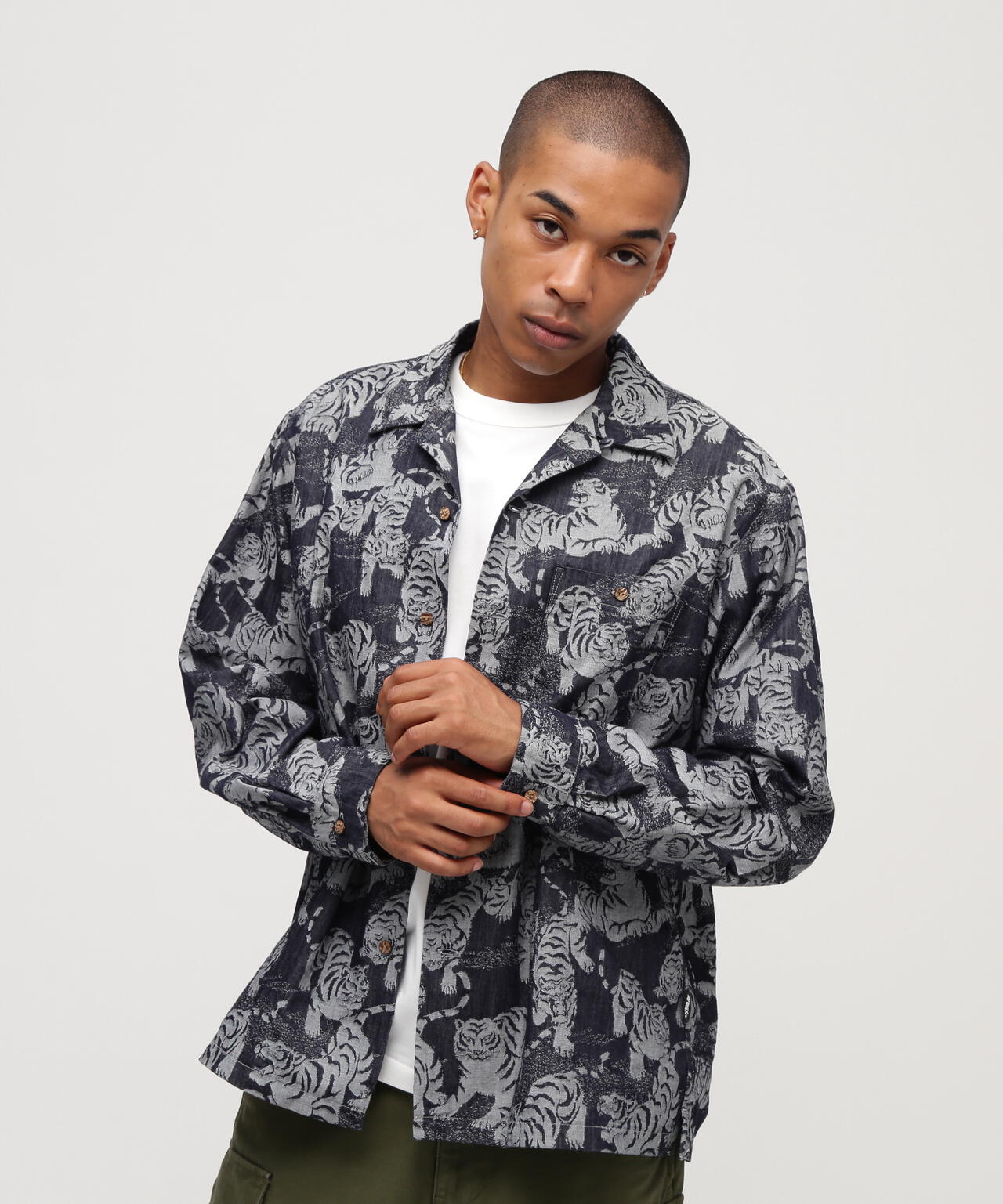 《SOUVENIR COLLECTION》SUKA SHIRTS ”100 TIGER”