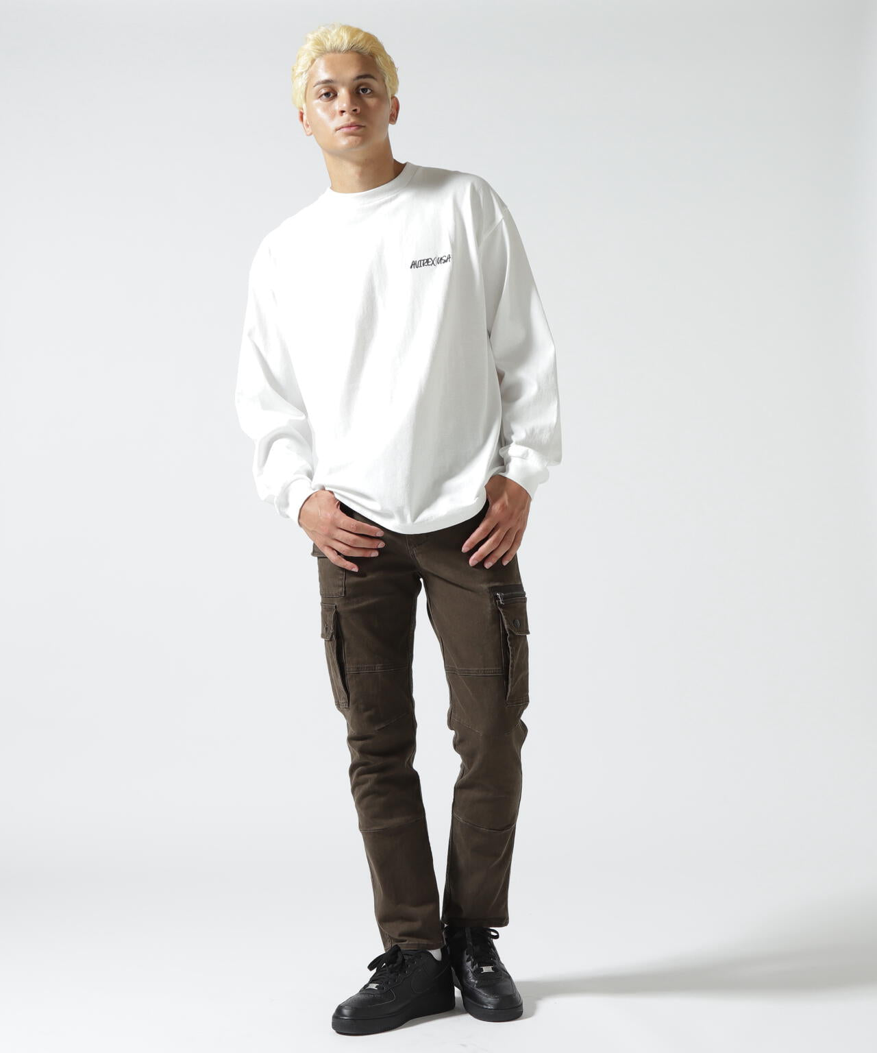 《直営店限定》GRAFFITI EMBROIDERY L/S T-SHIRT