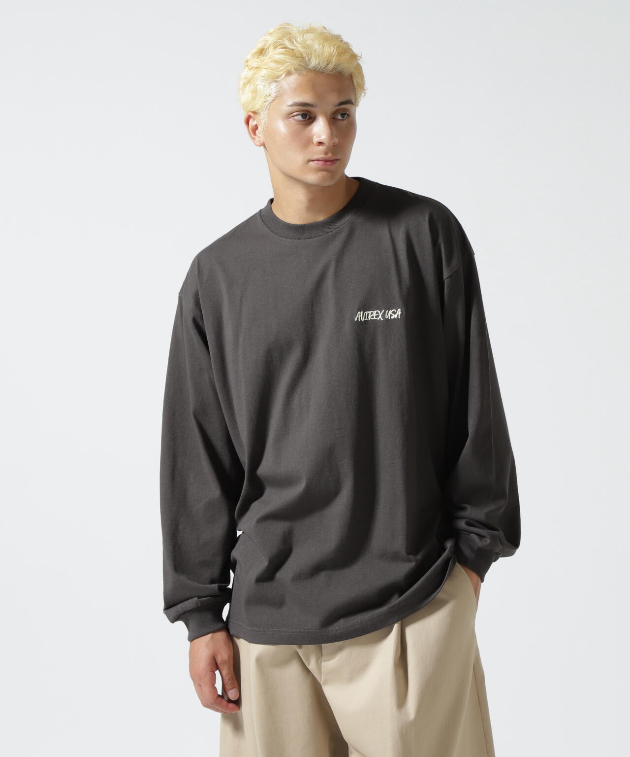 《直営店限定》GRAFFITI EMBROIDERY L/S T-SHIRT