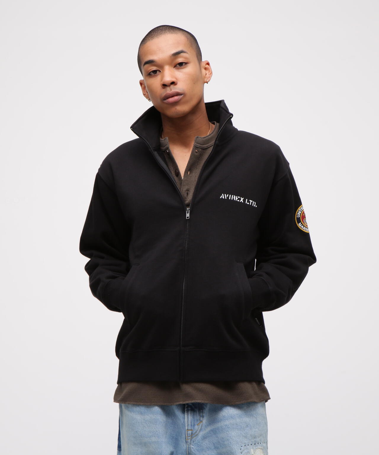 直営店限定》CAMP LEJEUNE PATCHED STAND ZIP SWEAT | AVIREX
