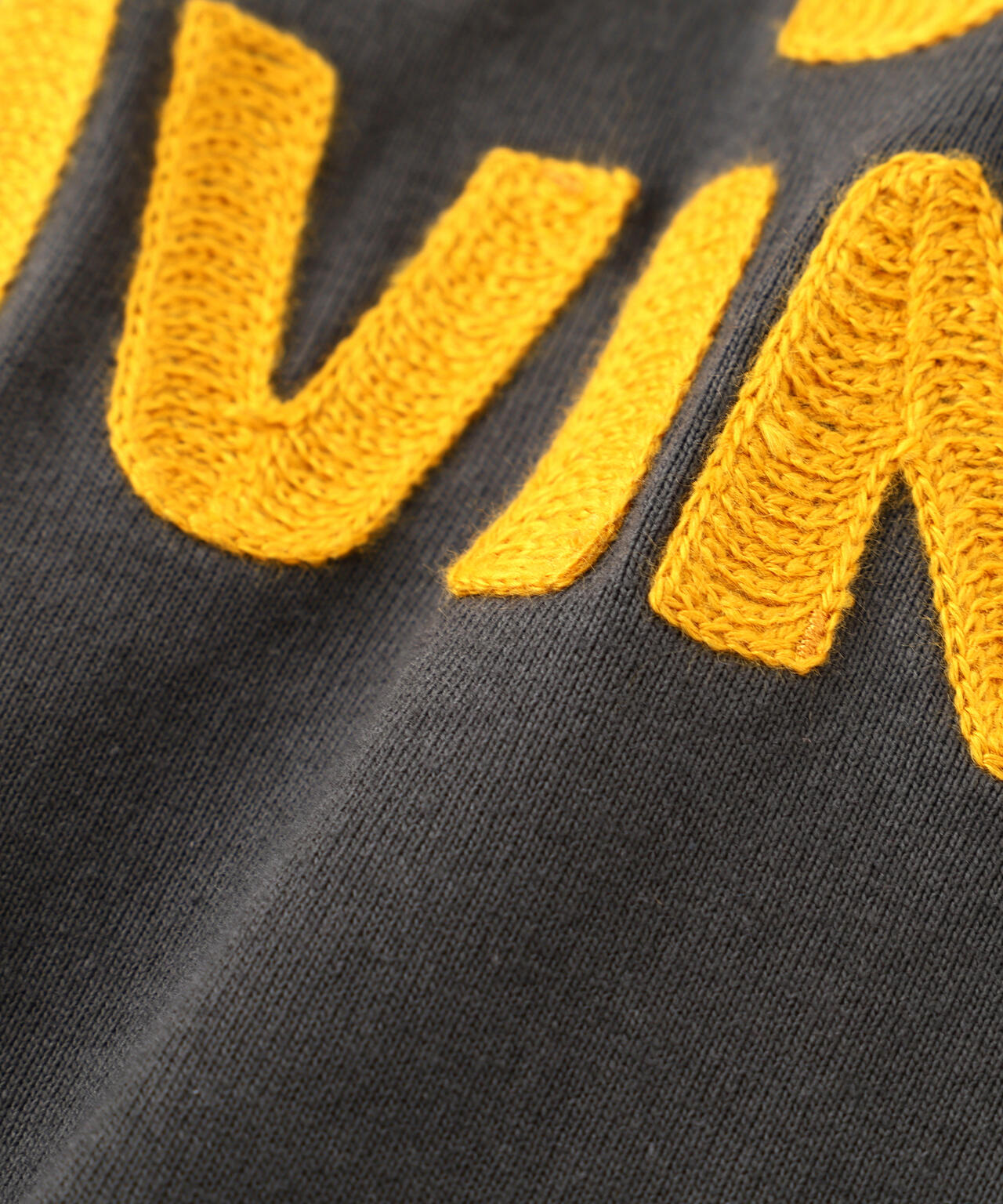 《AVIREX × PEANUTS》LONGSLEEVE T-SHIRT