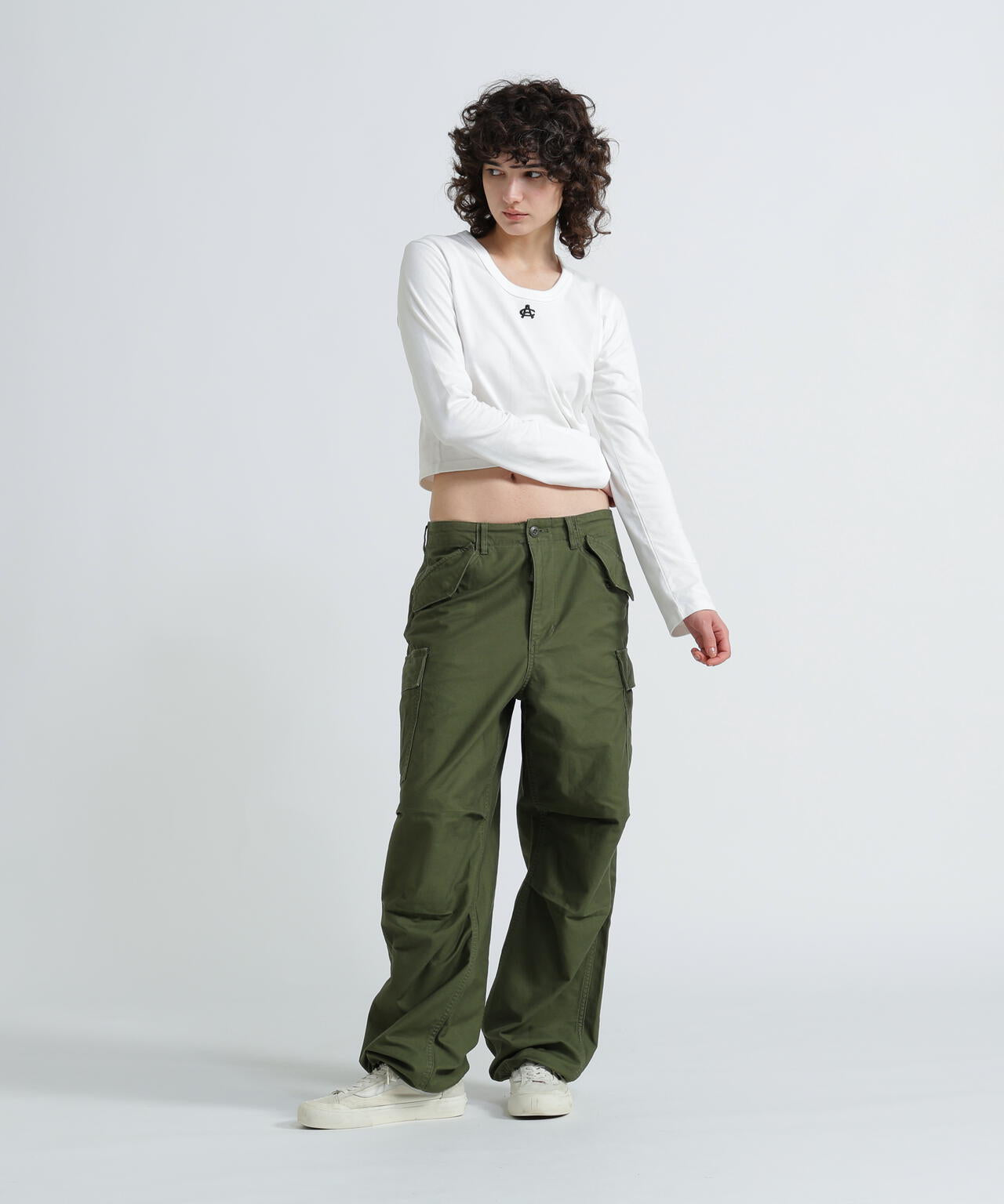 《WOMAN/直営店限定》SHORT EMBROIDERY LOGO T-SHIRT