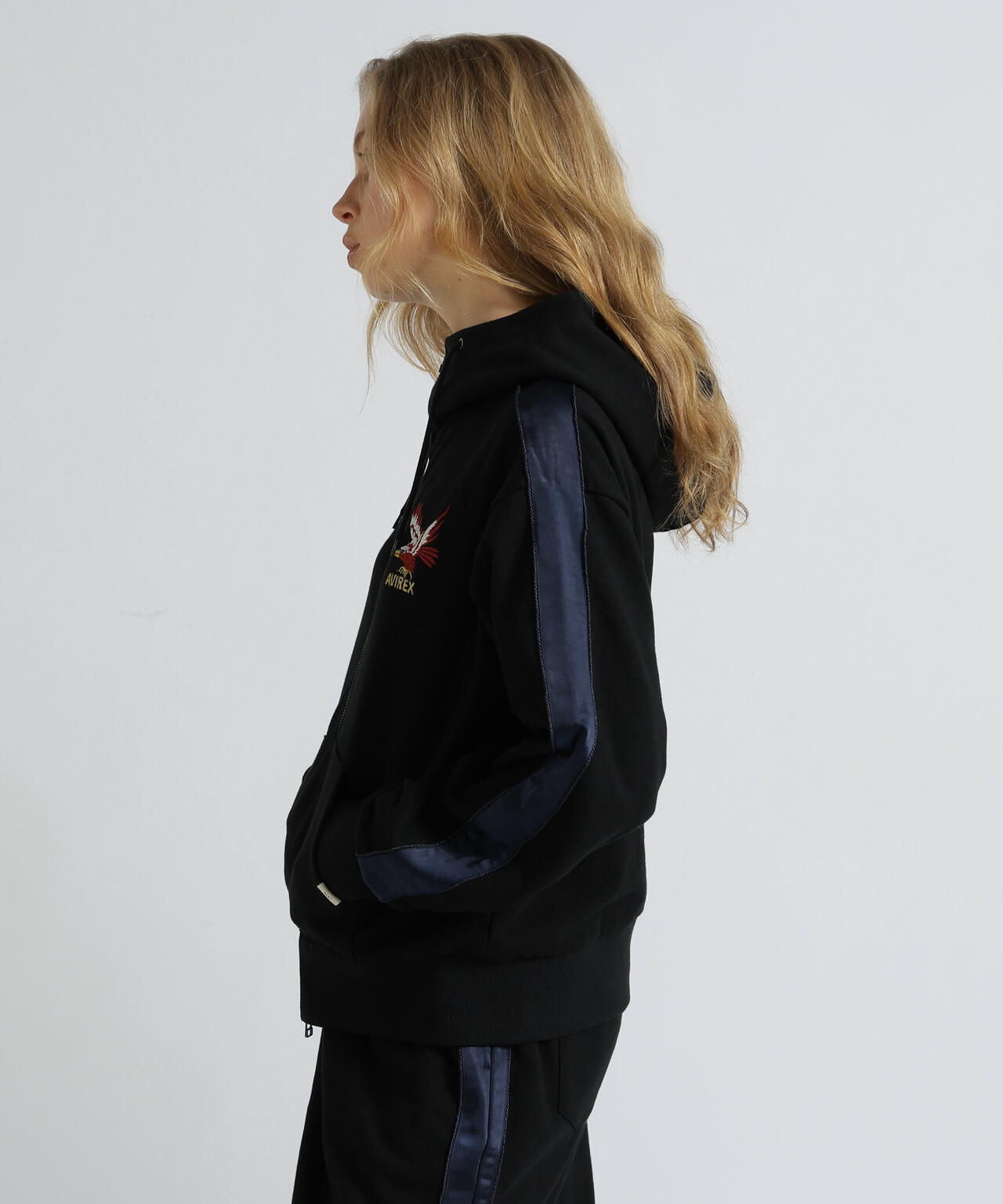 SOUVENIR COLLECTION》WOMAN/SATIN SKA COMBI PARKA | AVIREX