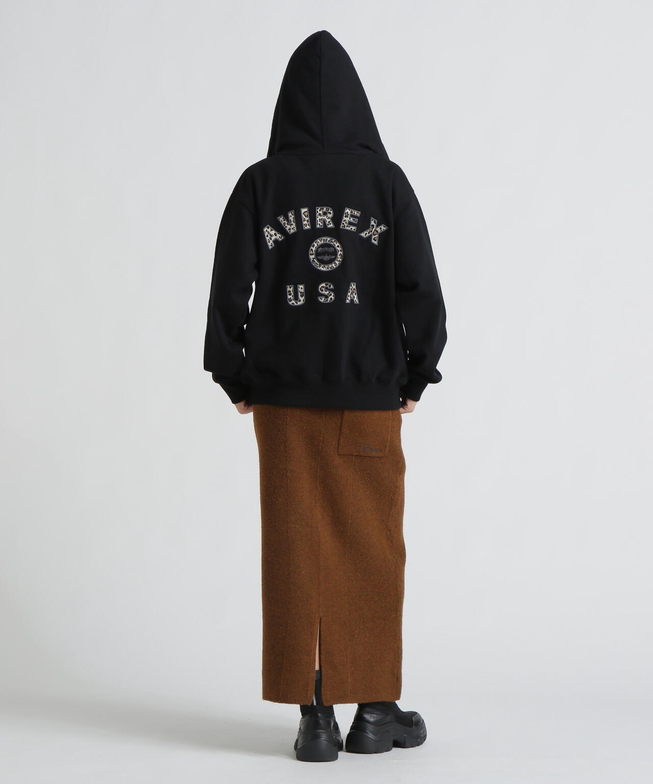 取扱店限定アイテム》LEOPARD VARSITY LOGO PARKA | AVIREX