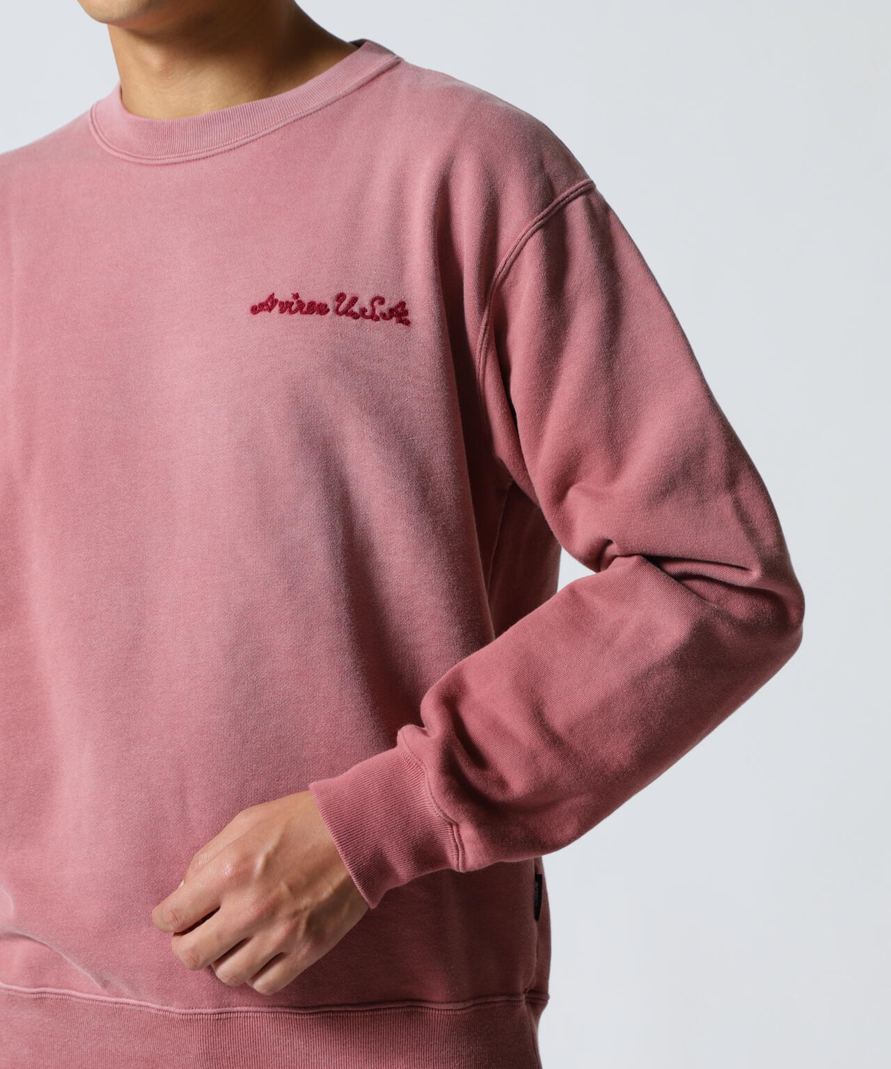 《A.A.R.C》EMB CREWNECK SWEAT