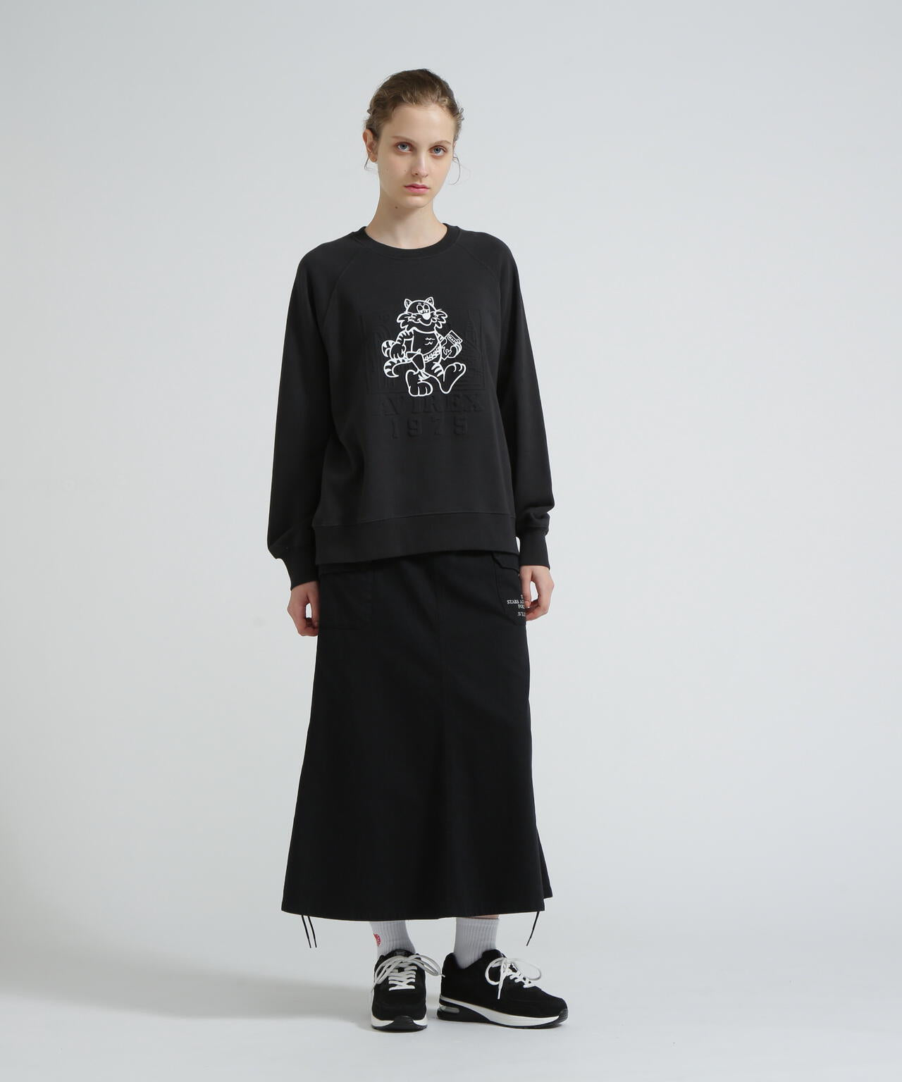 EMBOSS TOMCAT SWEAT/エンボストムキャットスウェット