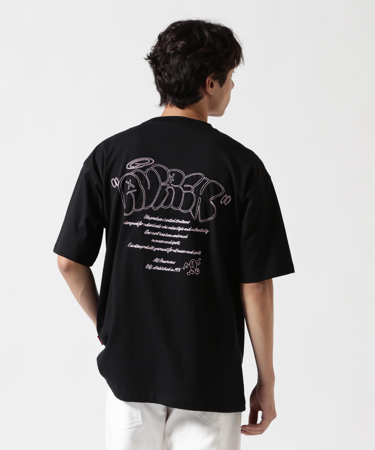《直営店限定》GRAFFITI EMBROIDERY T-SHIRT