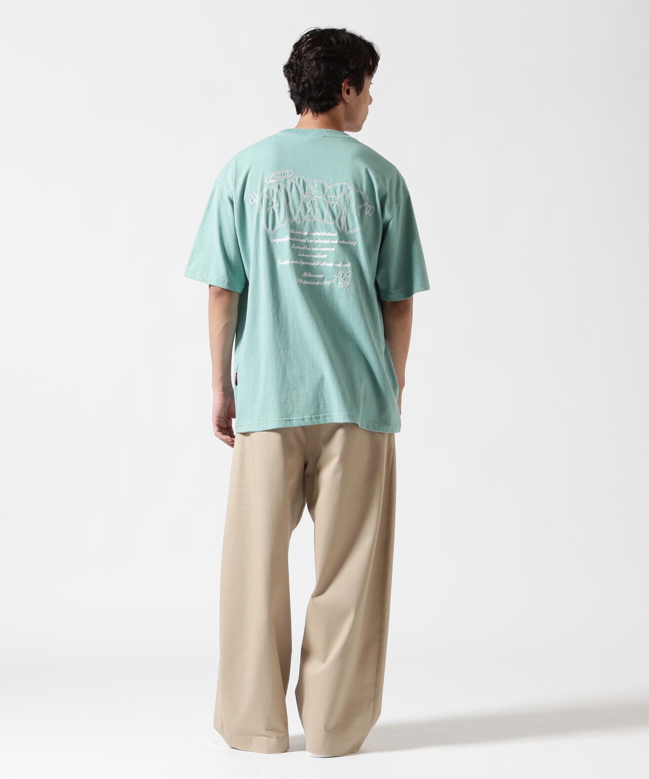 《直営店限定》GRAFFITI EMBROIDERY T-SHIRT