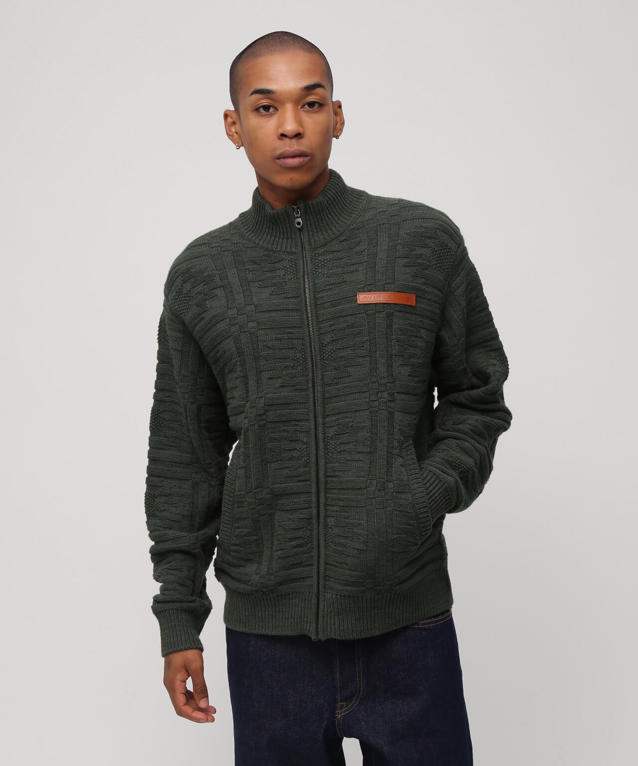 NATIVE JACQUARD STAND KNIT