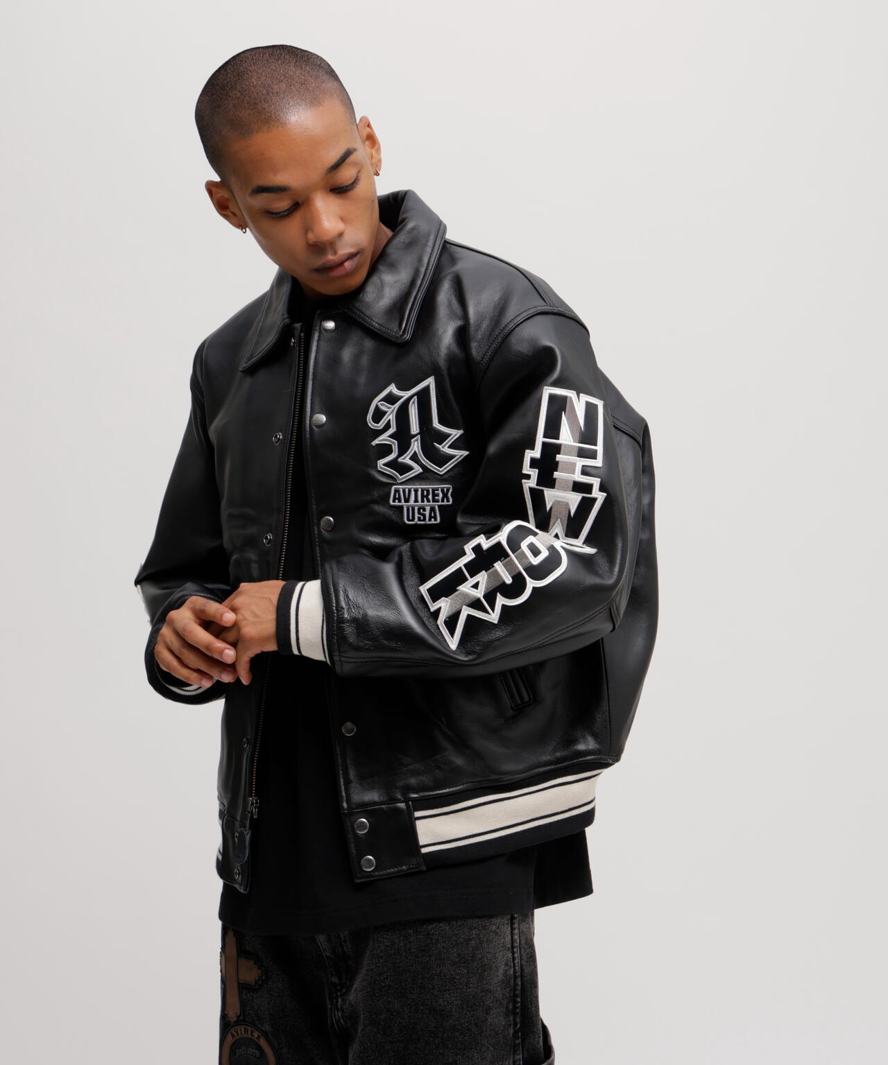 50th Anniversary》GRAPHIC VARSITY LEATHER JACKET | AVIREX