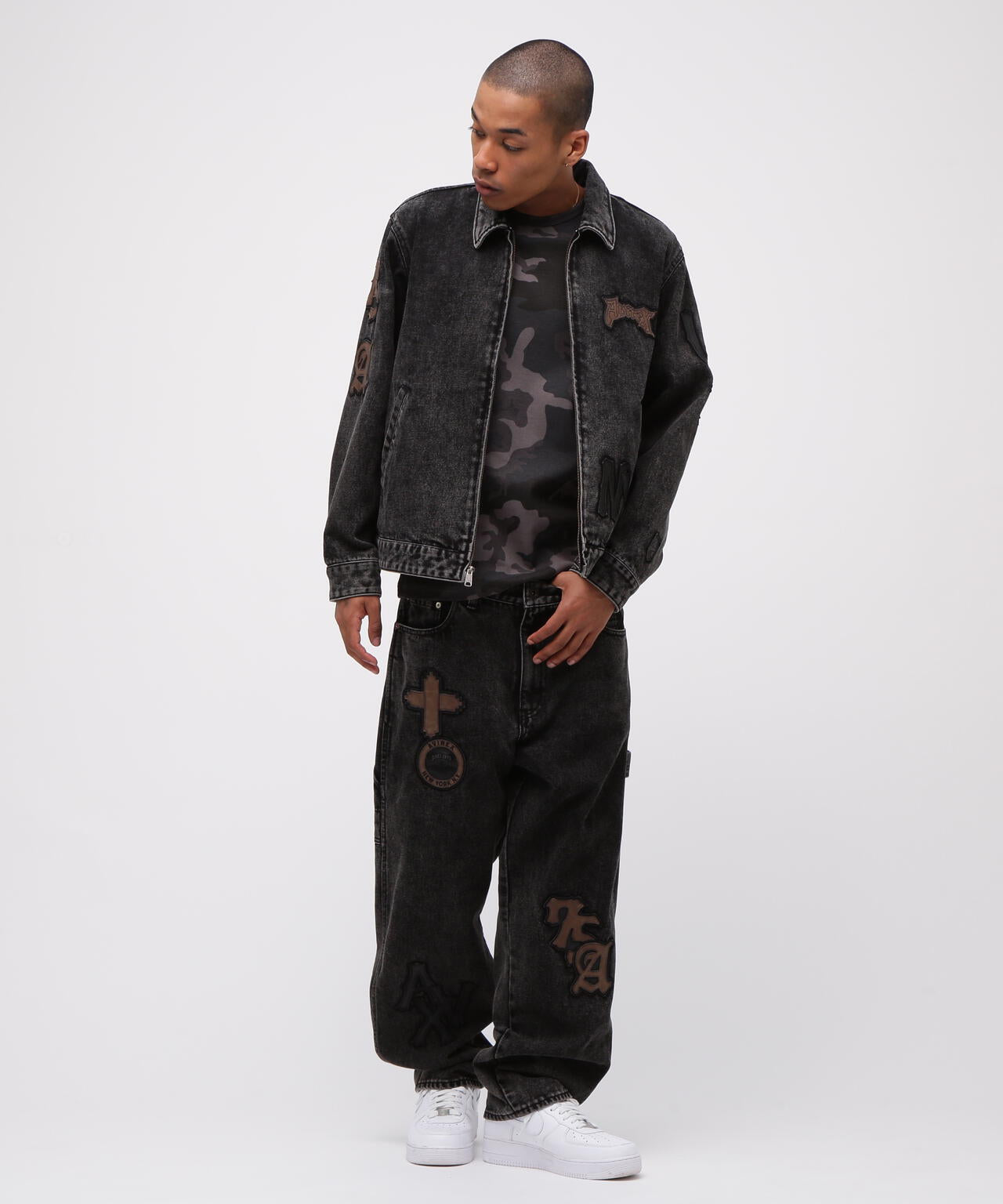 【10/20迄値下げ】AVIREX レザージャケット ブラック パッチ付き BlackEyePatch/ALL CITY HWC AVIREX JACKET（GRAY/NAVY） - JONAS