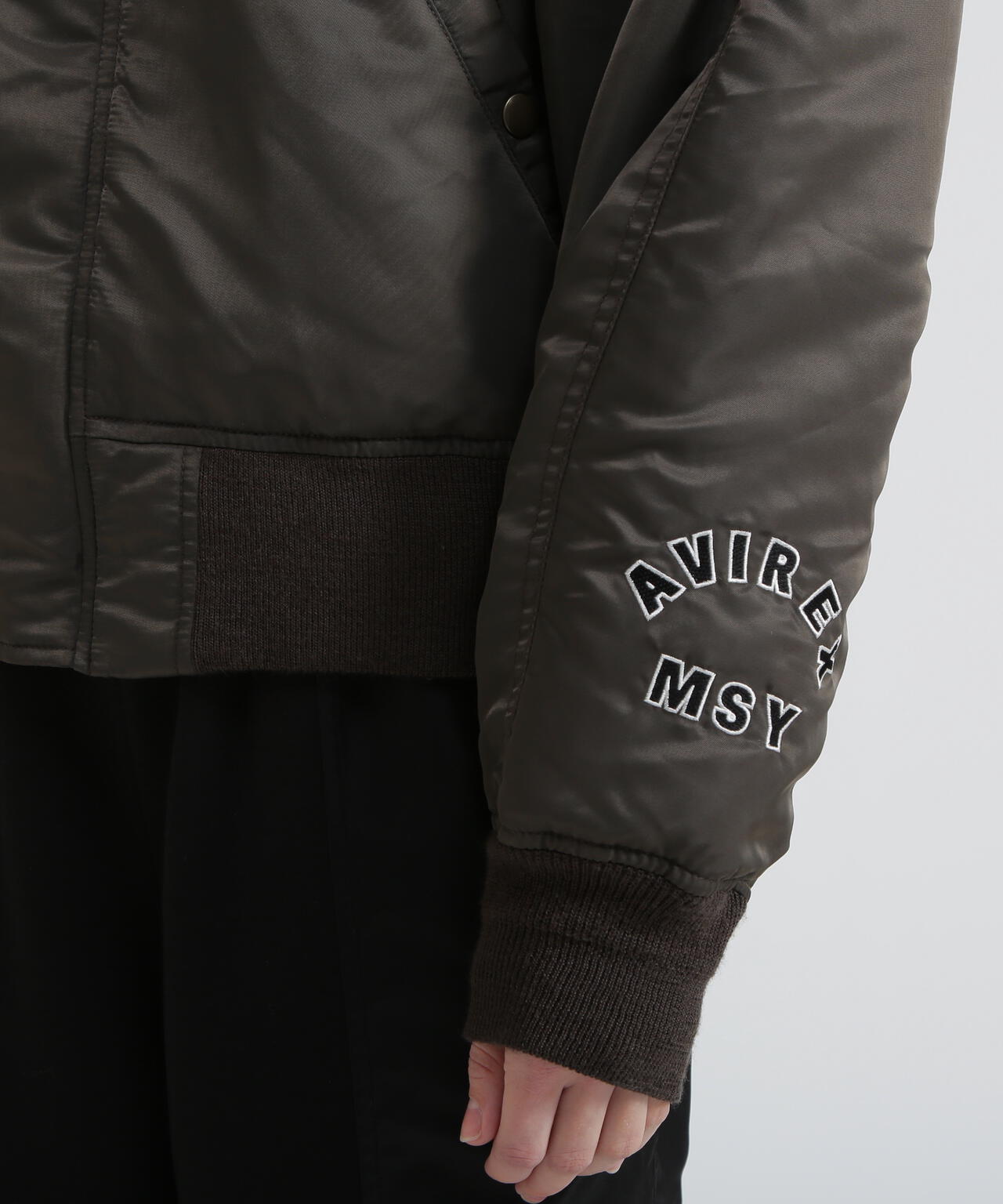 《AVIREX×MOUSSY》N-2B