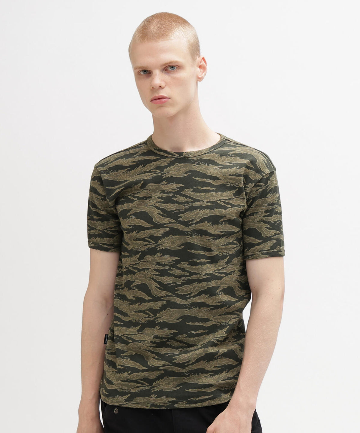 《DAILY/デイリー》RIB SHORT SLEEVE CREW NECK T-SHIRT ”CAMOUFLAGE”