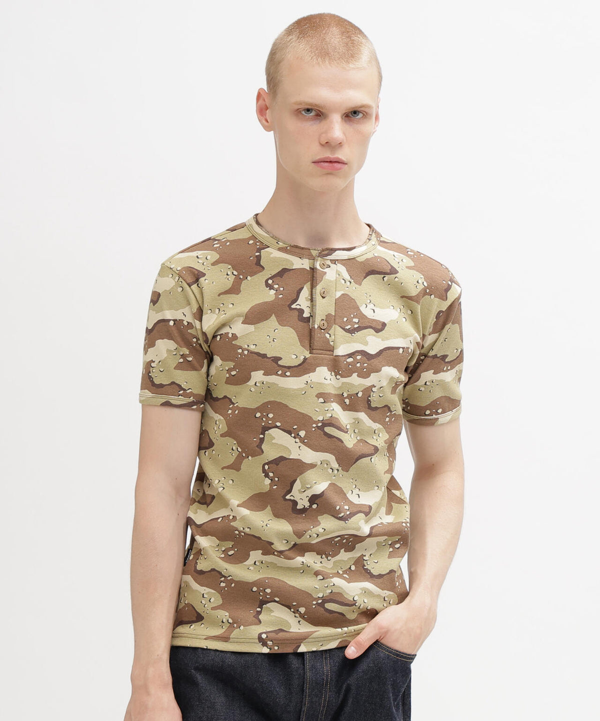 《DAILY/デイリー》RIB S/S HENLEY NECK T-SHIRT ”CAMOUFLAGE”