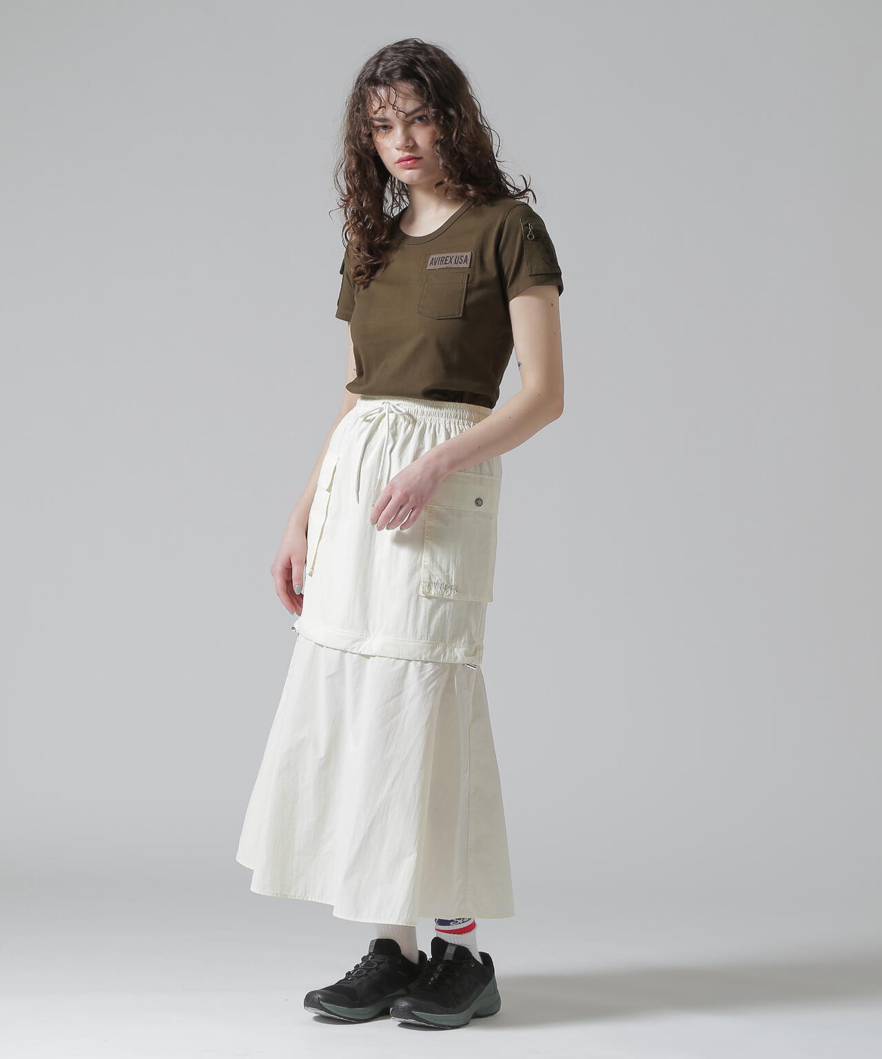 Height 171cm Bust 82cm Waist 59cm Hips 89cm 着用サイズ：M