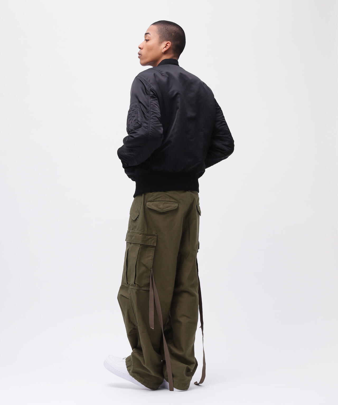 《VINTAGE LINE》MA-1 MODIFIED COLOR