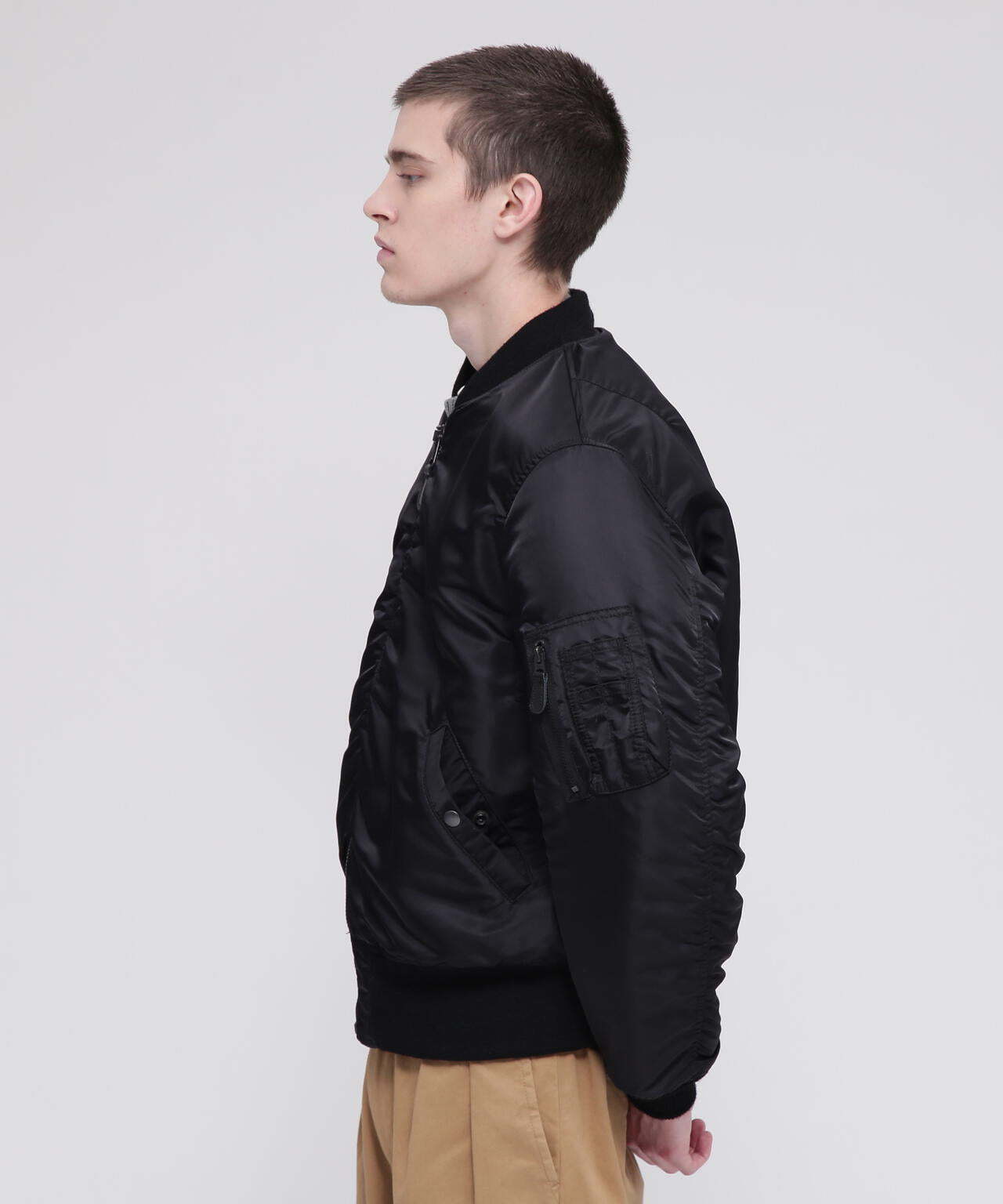 《VINTAGE LINE》MA-1 MODIFIED COLOR