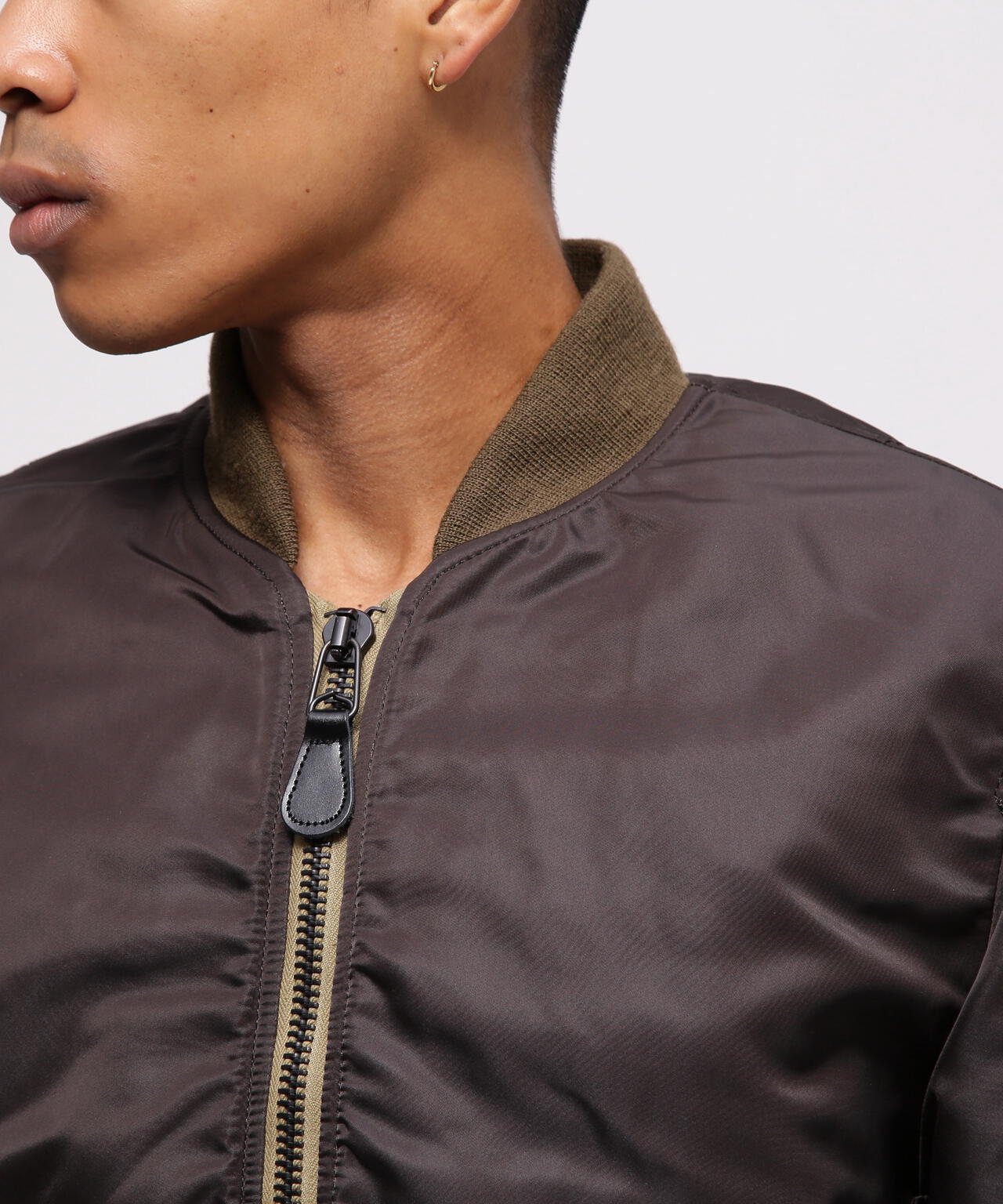 《VINTAGE LINE》MA-1 MODIFIED COLOR