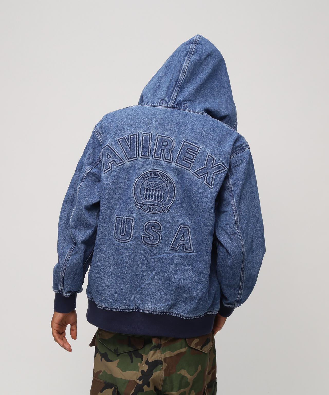 《直営店限定》DENIM SIGNATURE LOGO PARKA / デニム シグネチャーロゴ パーカー