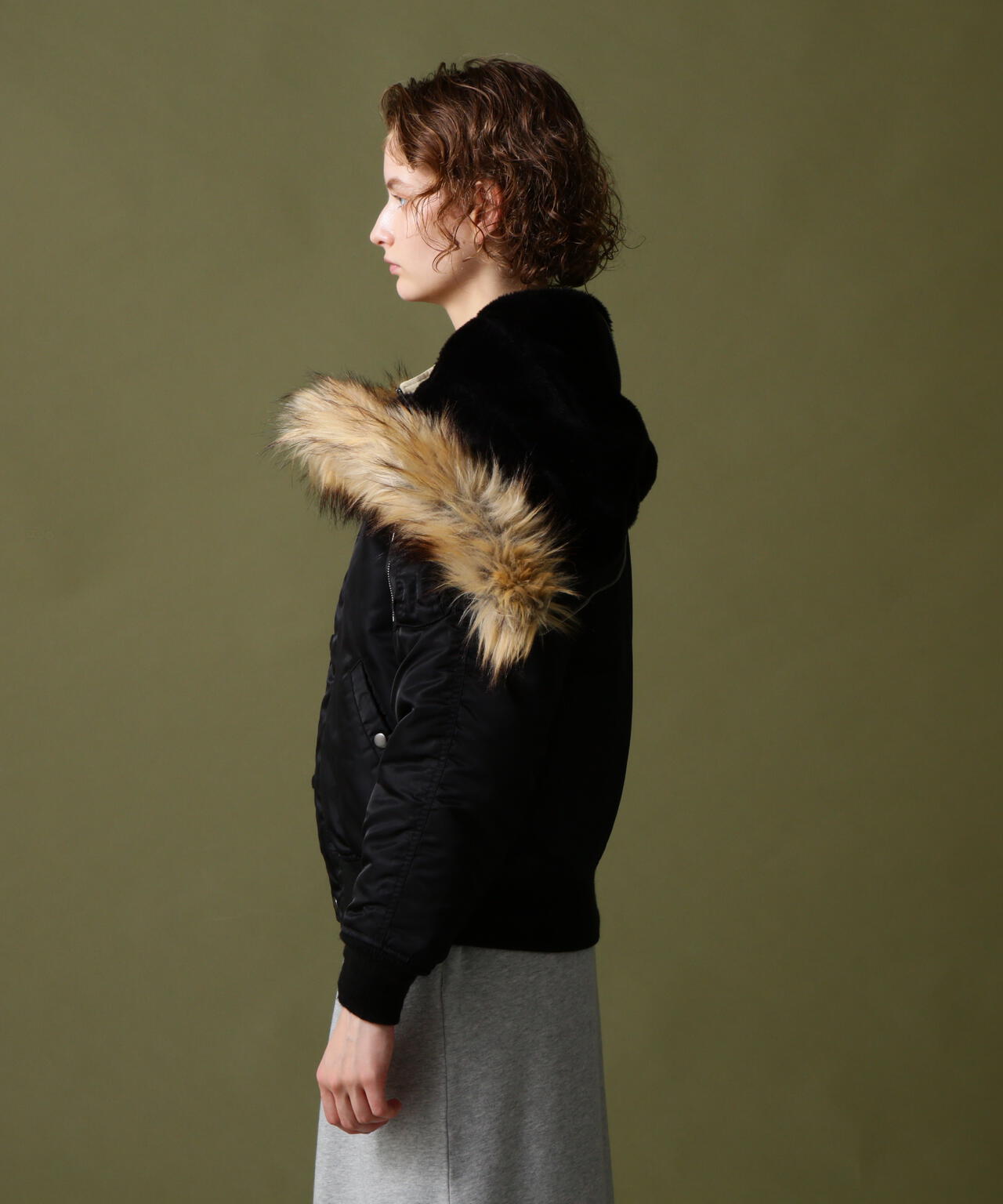 《WOMAN》N-2B COMMERCIAL