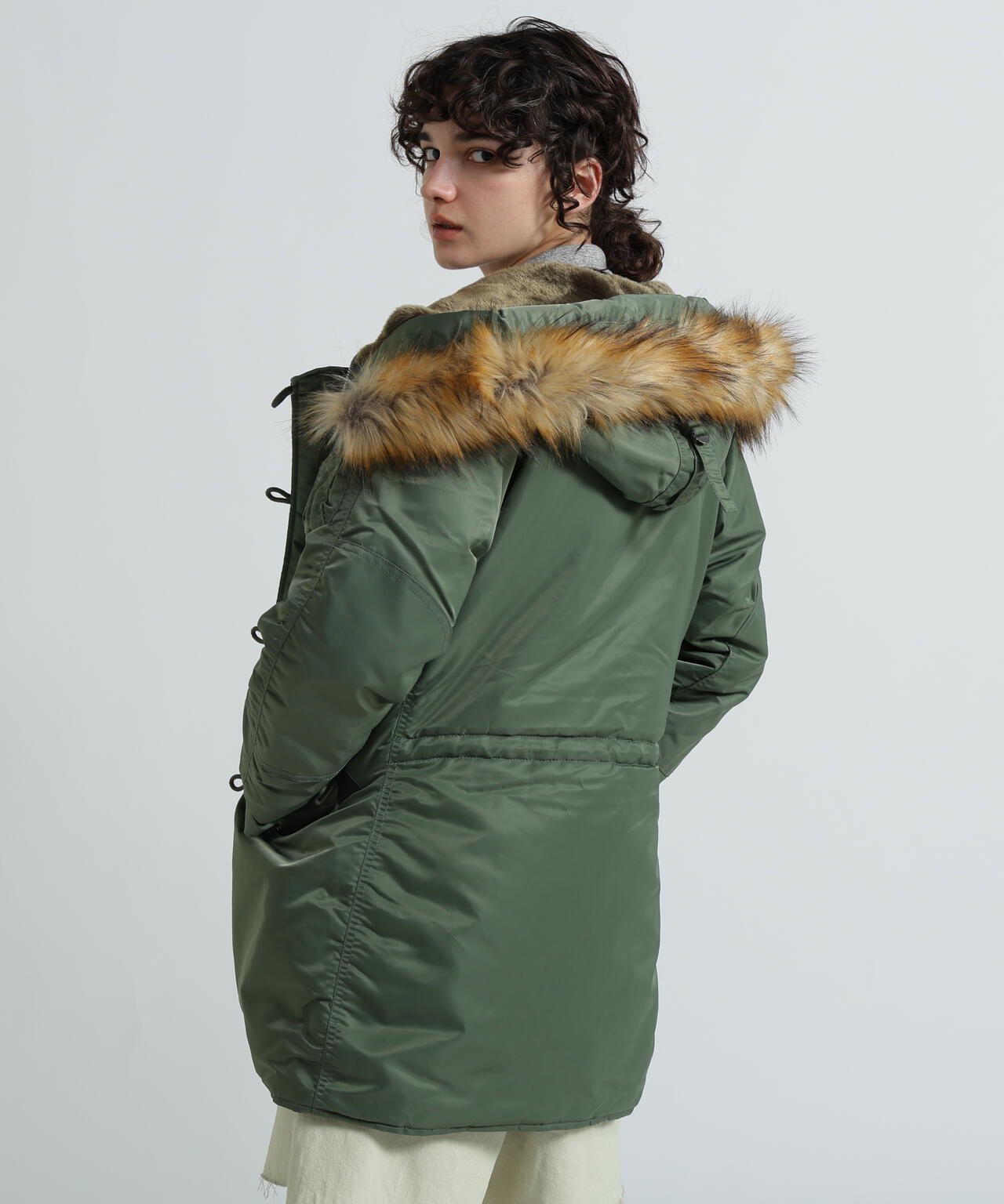 《WOMAN》N-3B COMMERCIAL